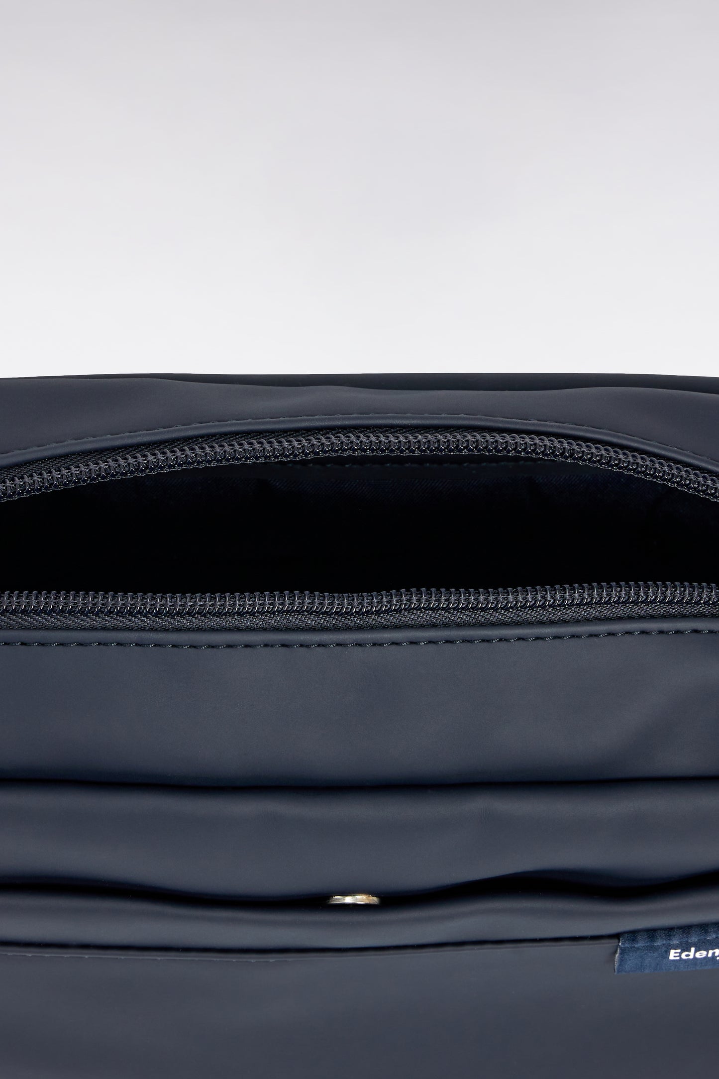 Camera bag in plain navy rubber