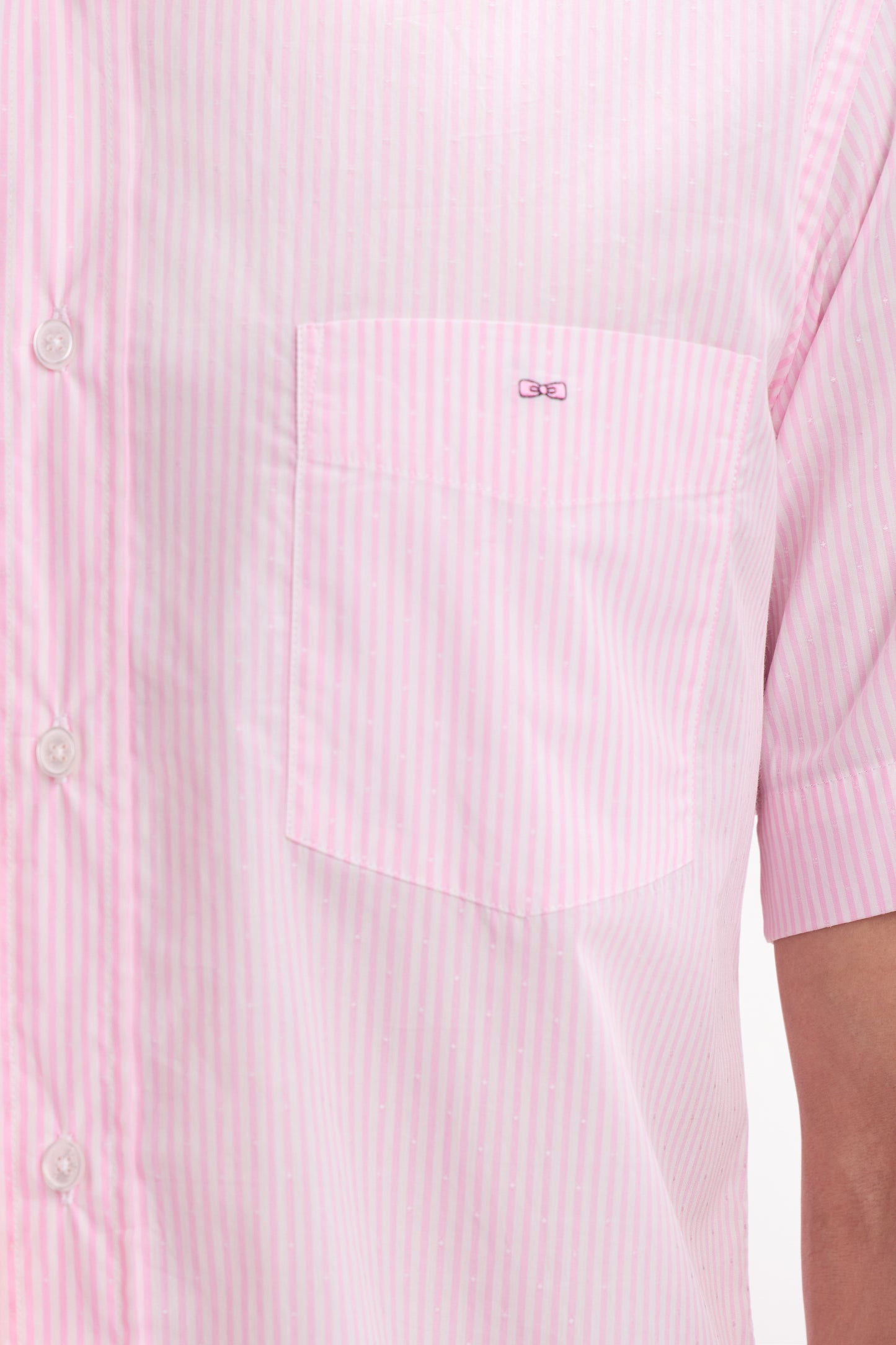 Straight short-sleeved shirt in pink striped jacquard