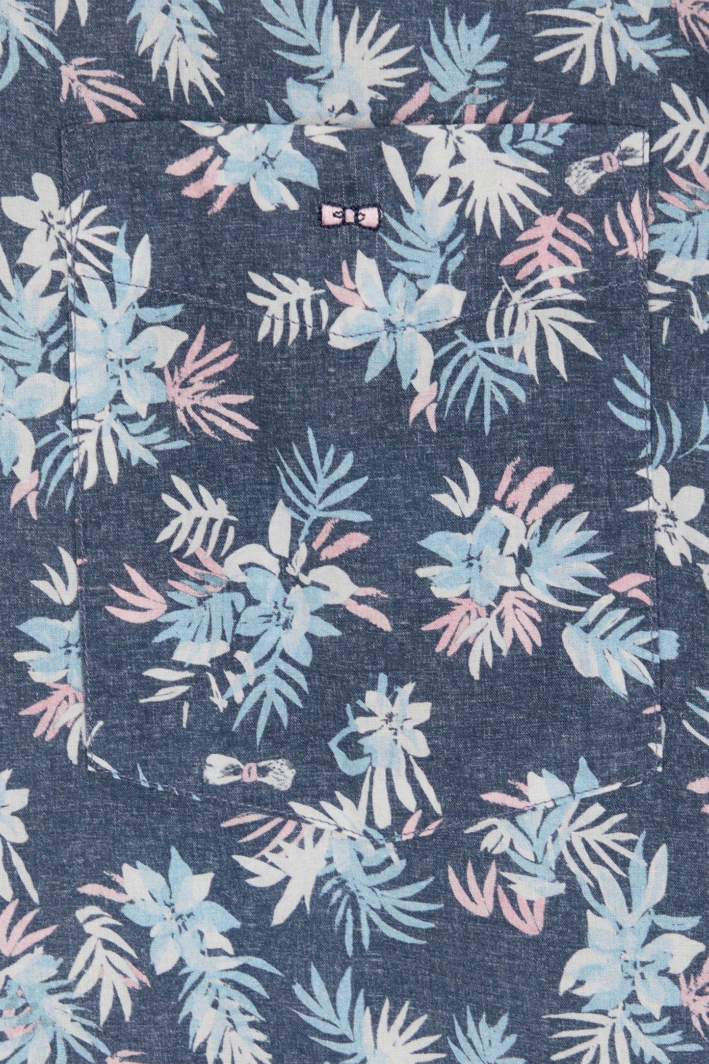 Straight-fit short-sleeved shirt in navy cotton with flowers print