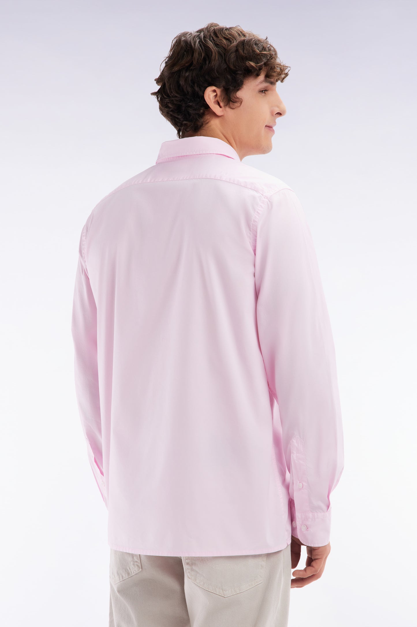 Straight-fit unisex shirt in pink stretch cotton and lyocell