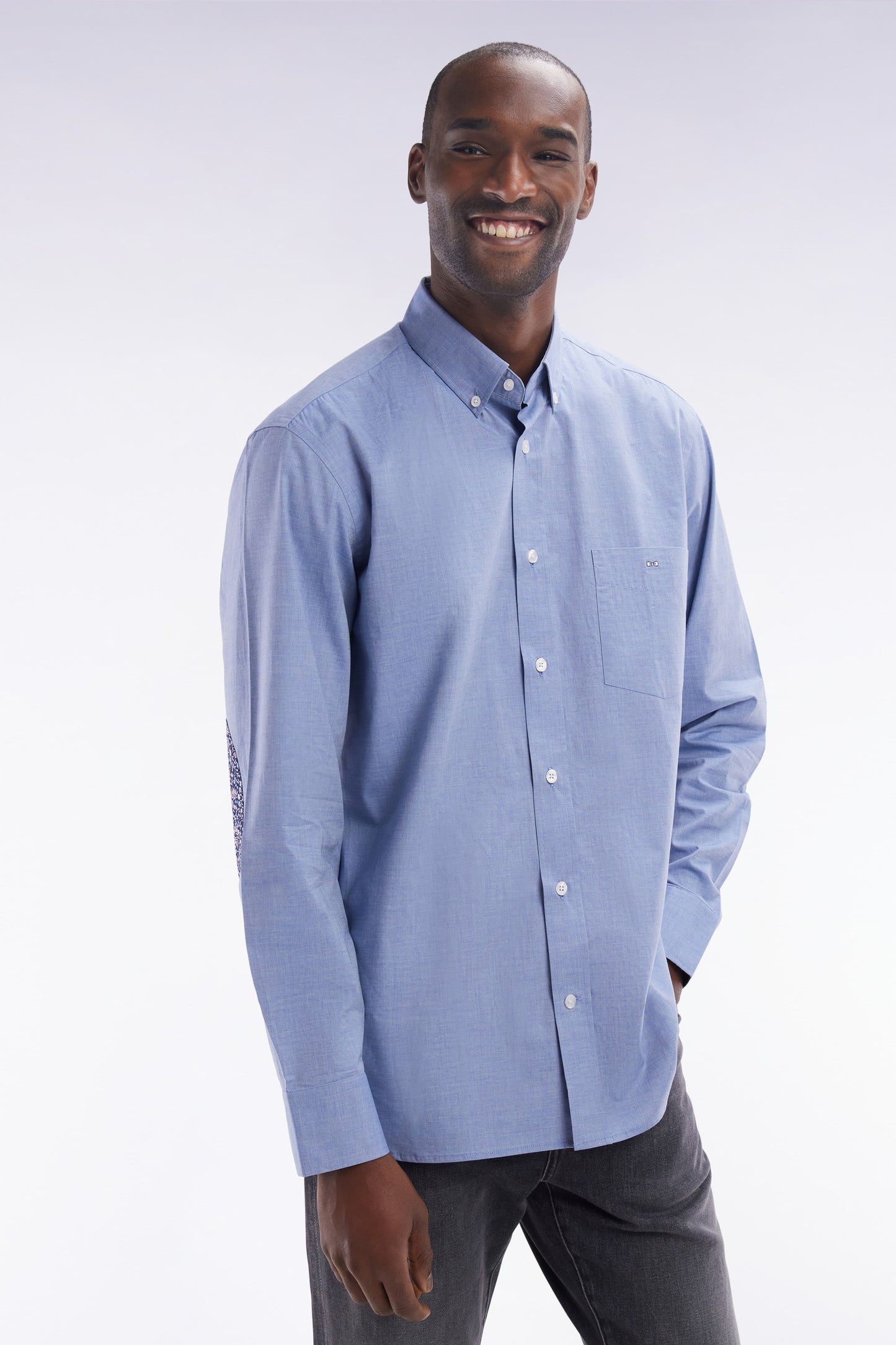 Straight-fit sky blue cotton shirt with elbow patch