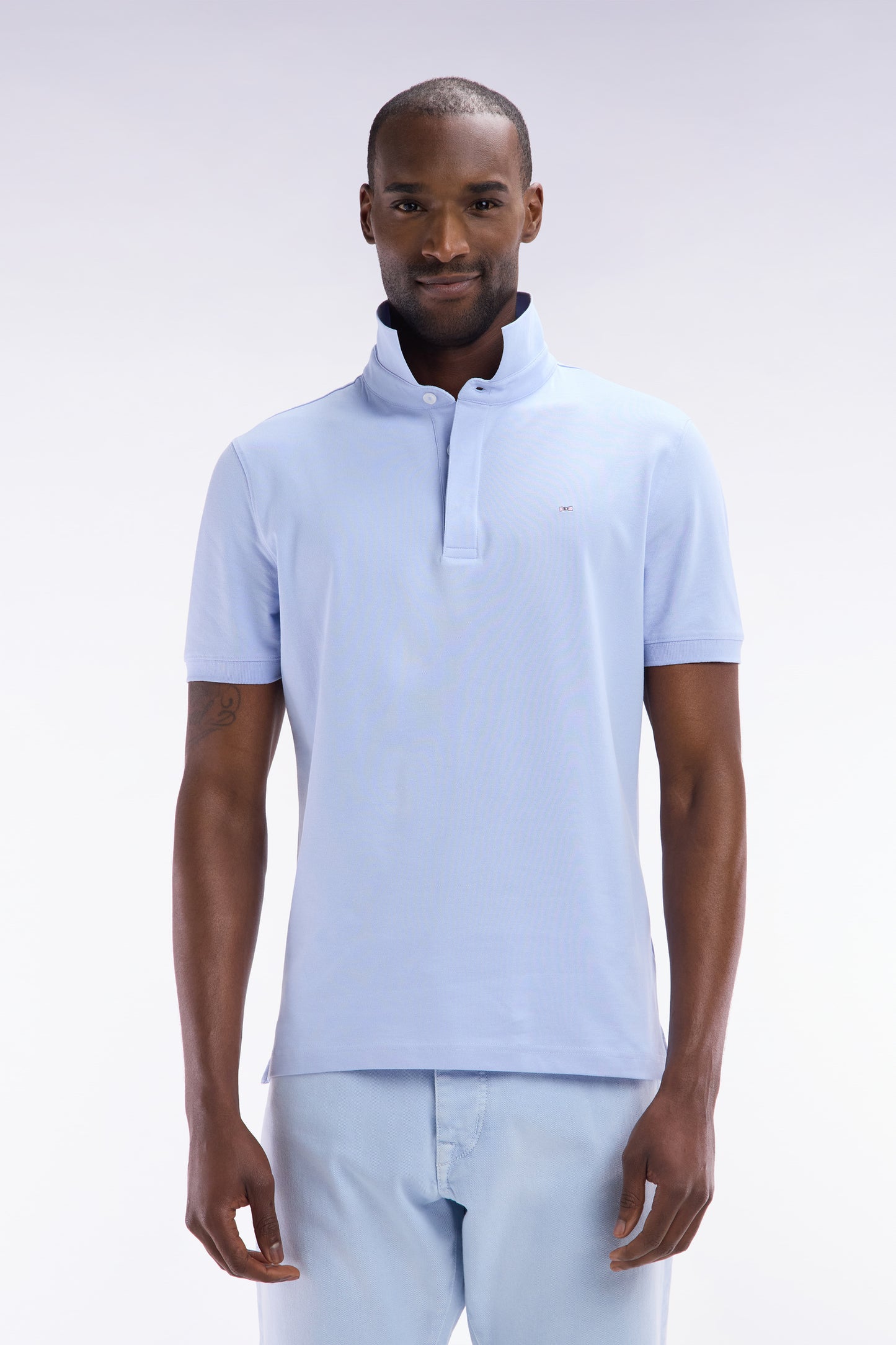 Slim-fit short-sleeved polo shirt in light blue stretch cotton piqué