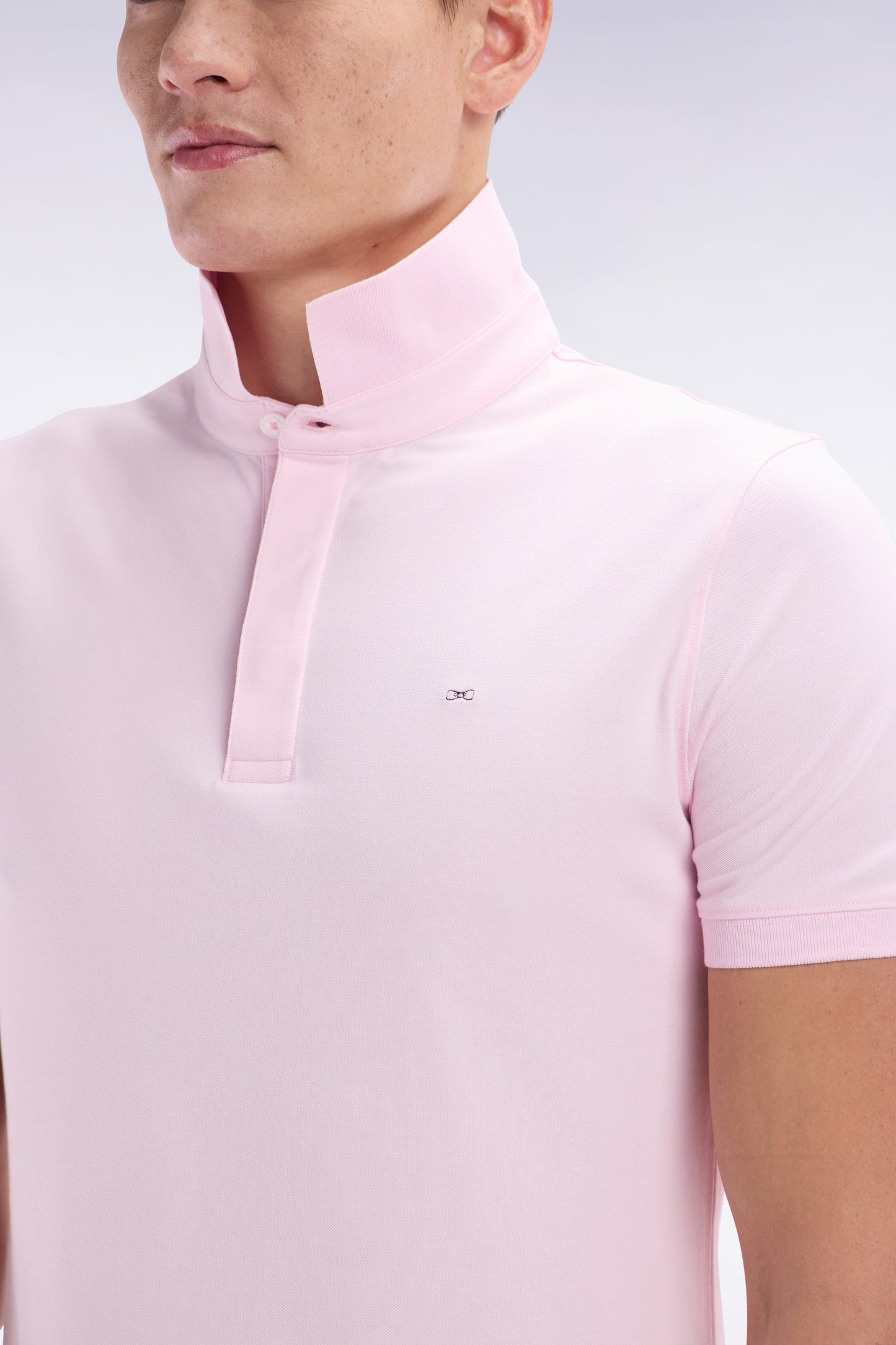 Slim-fit short-sleeved polo shirt in light pink stretch cotton piqué