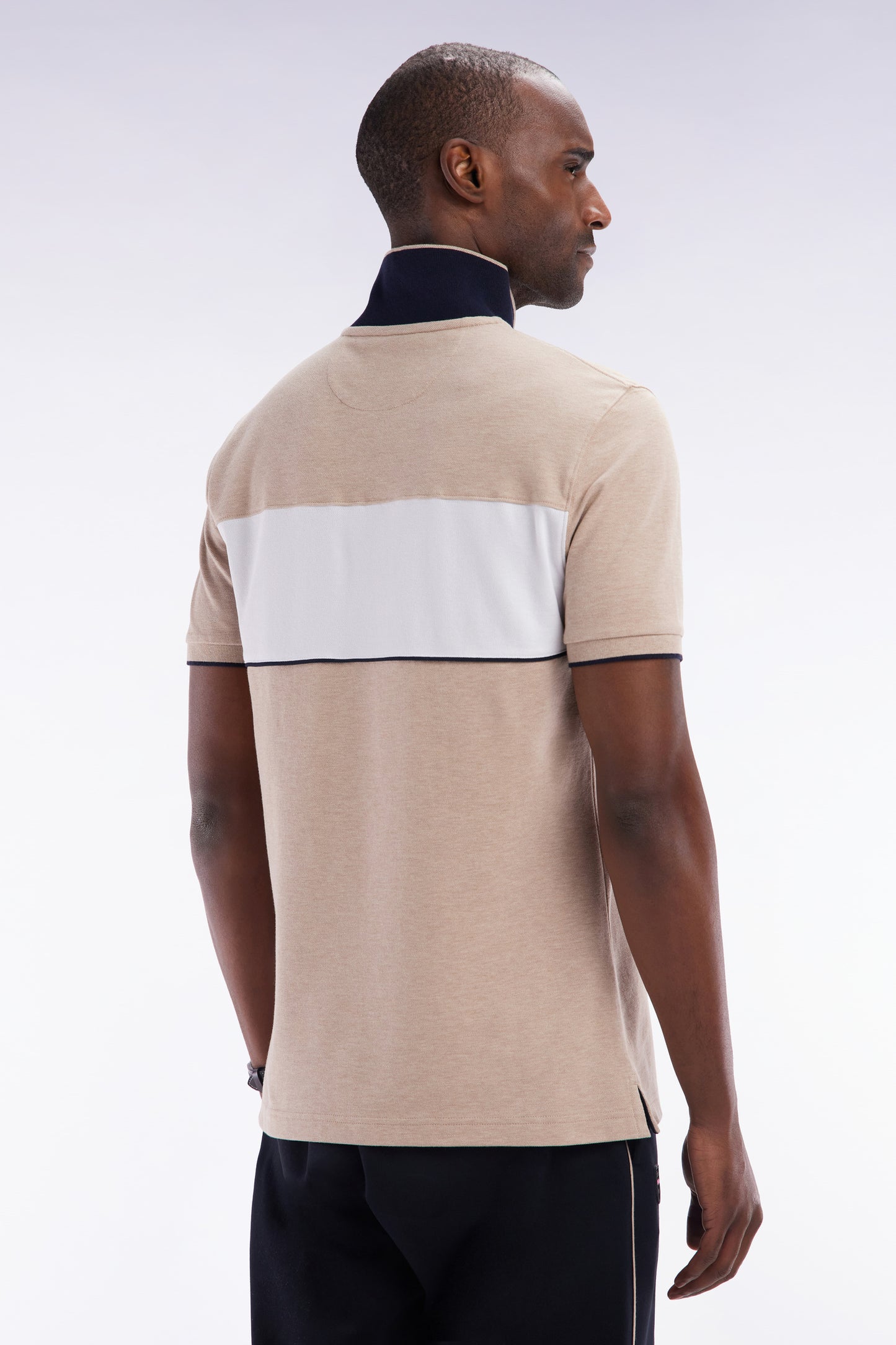 Slim-fit short-sleeved polo shirt in beige stretch mottled cotton piqué with contrasting accents