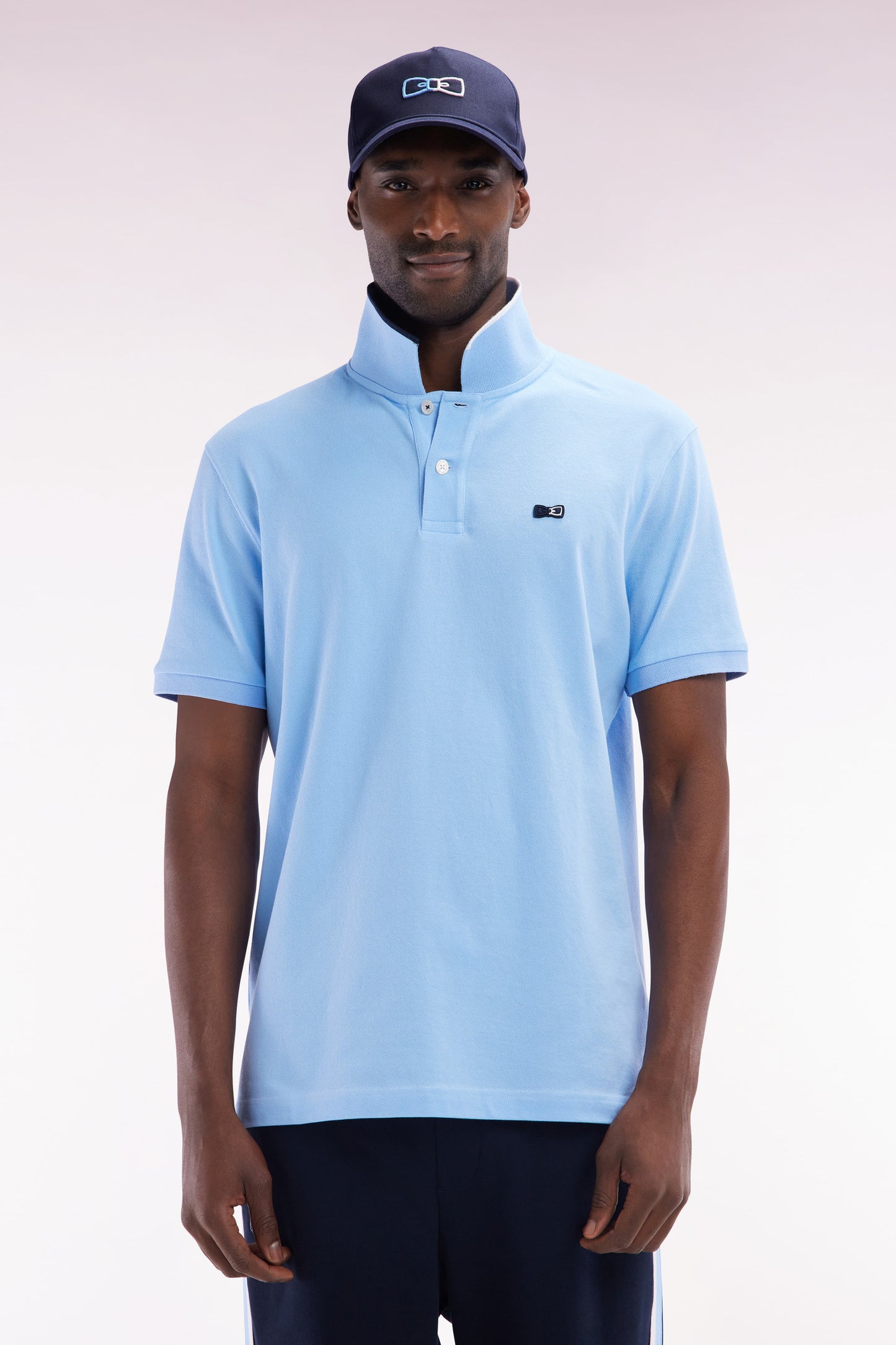 Relaxed-fit short-sleeved polo shirt in sky blue cotton with piped collar