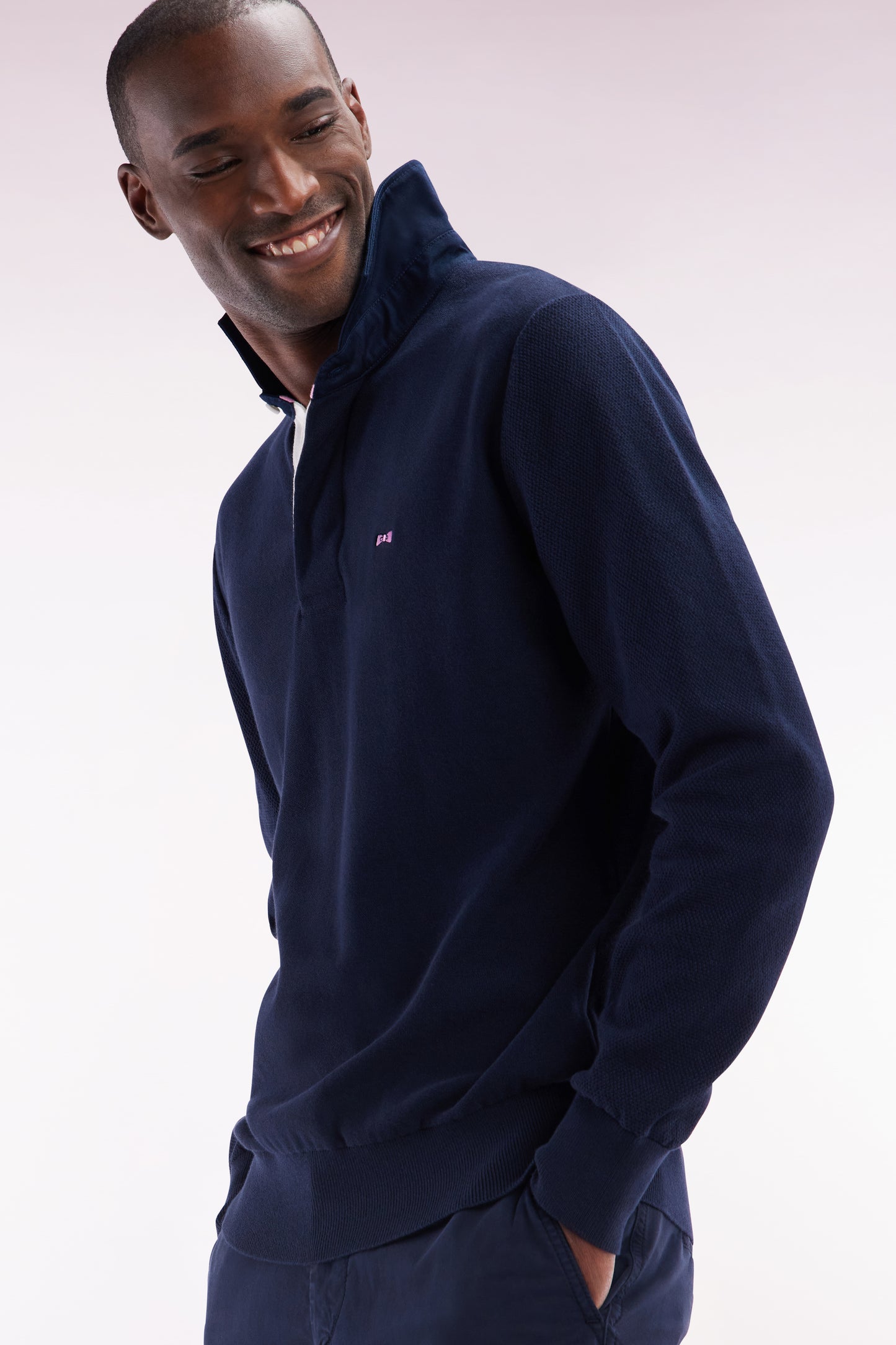 Straight-fit navy cotton rugby shirt collar jumper with back striped bow tie embroidery
