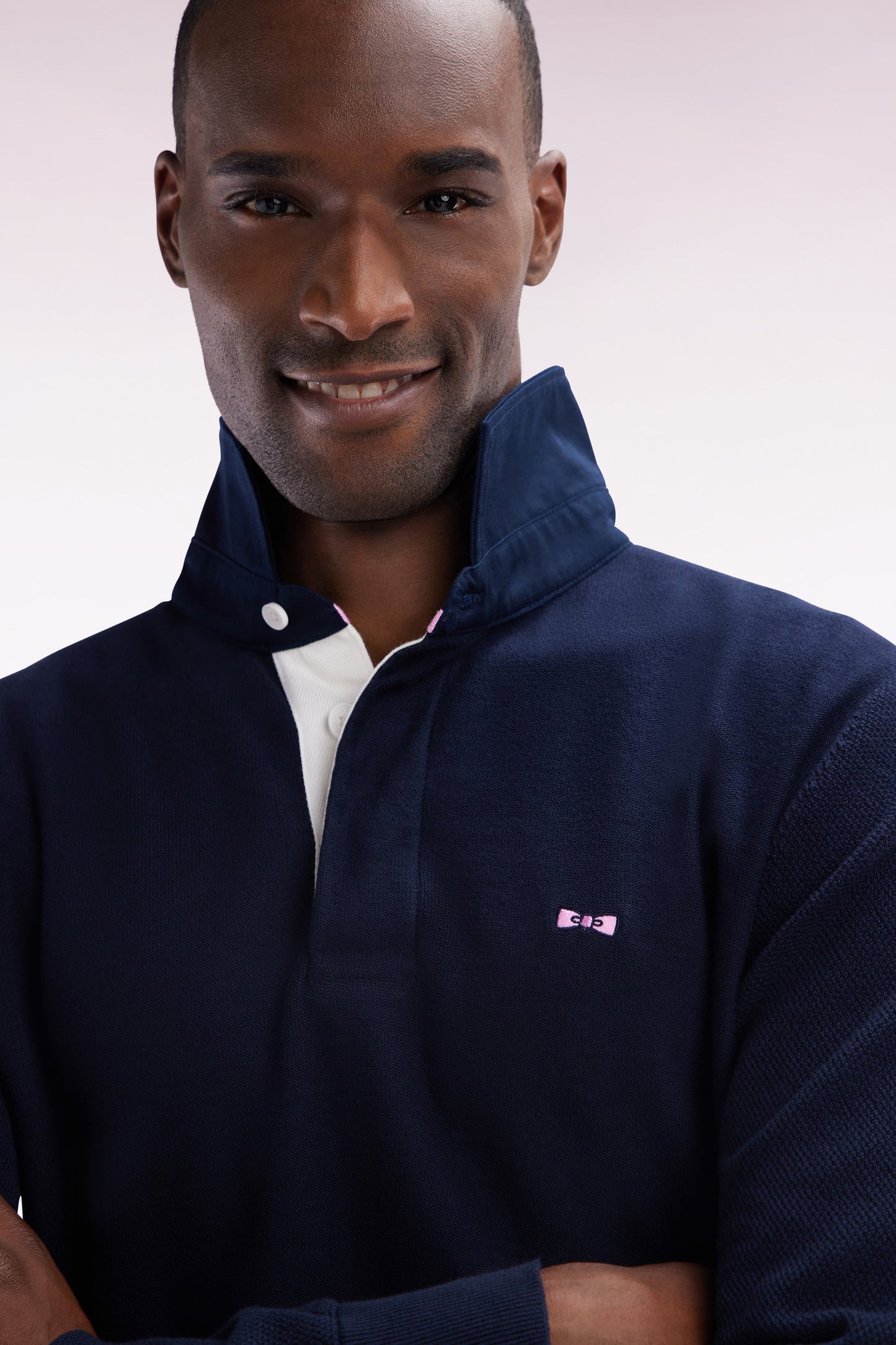 Straight-fit navy cotton rugby shirt collar jumper with back striped bow tie embroidery