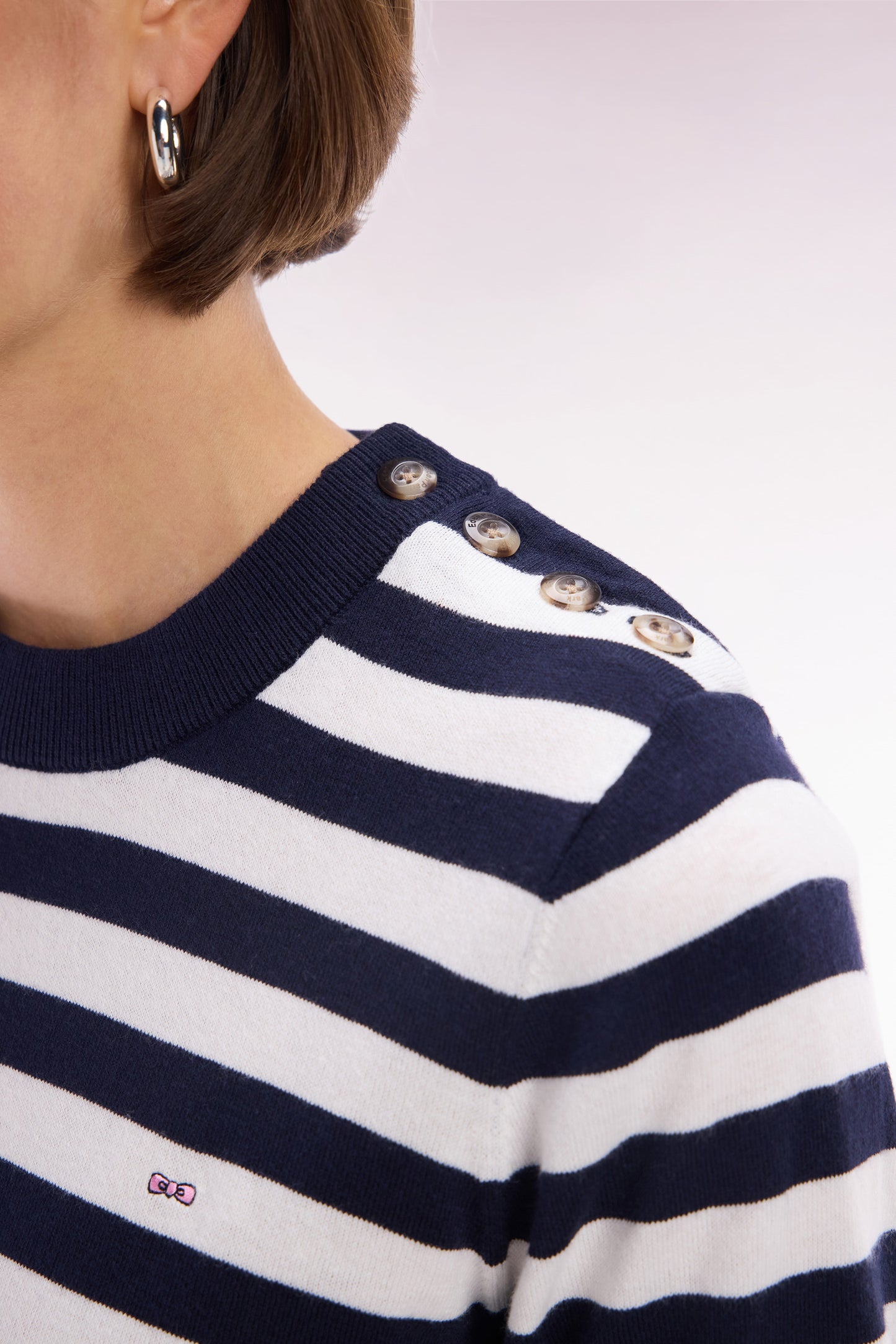 Straight-fit round-neck navy sailor jumper in organic cotton and cashmere