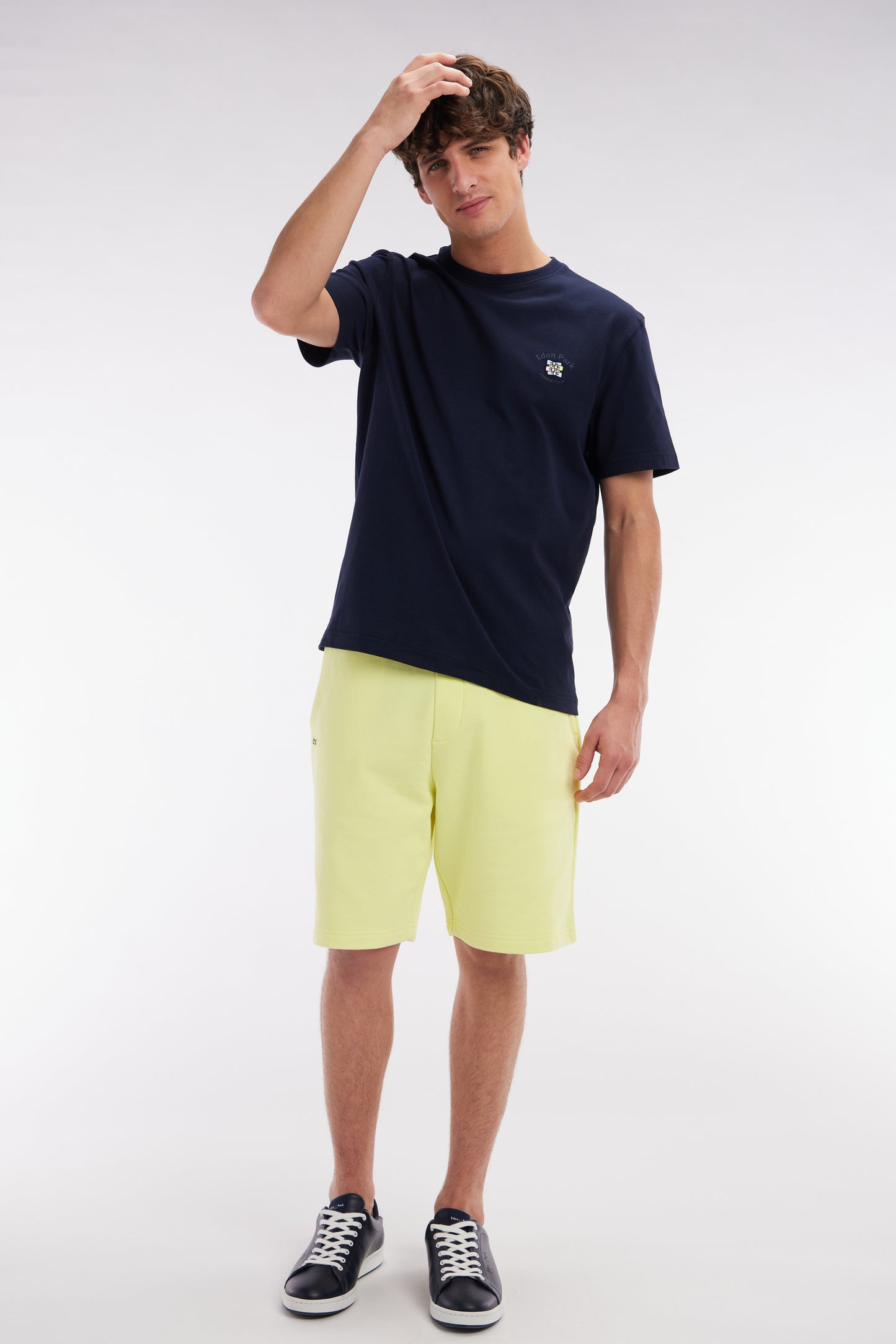 Short en molleton coton jaune coupe décontractée