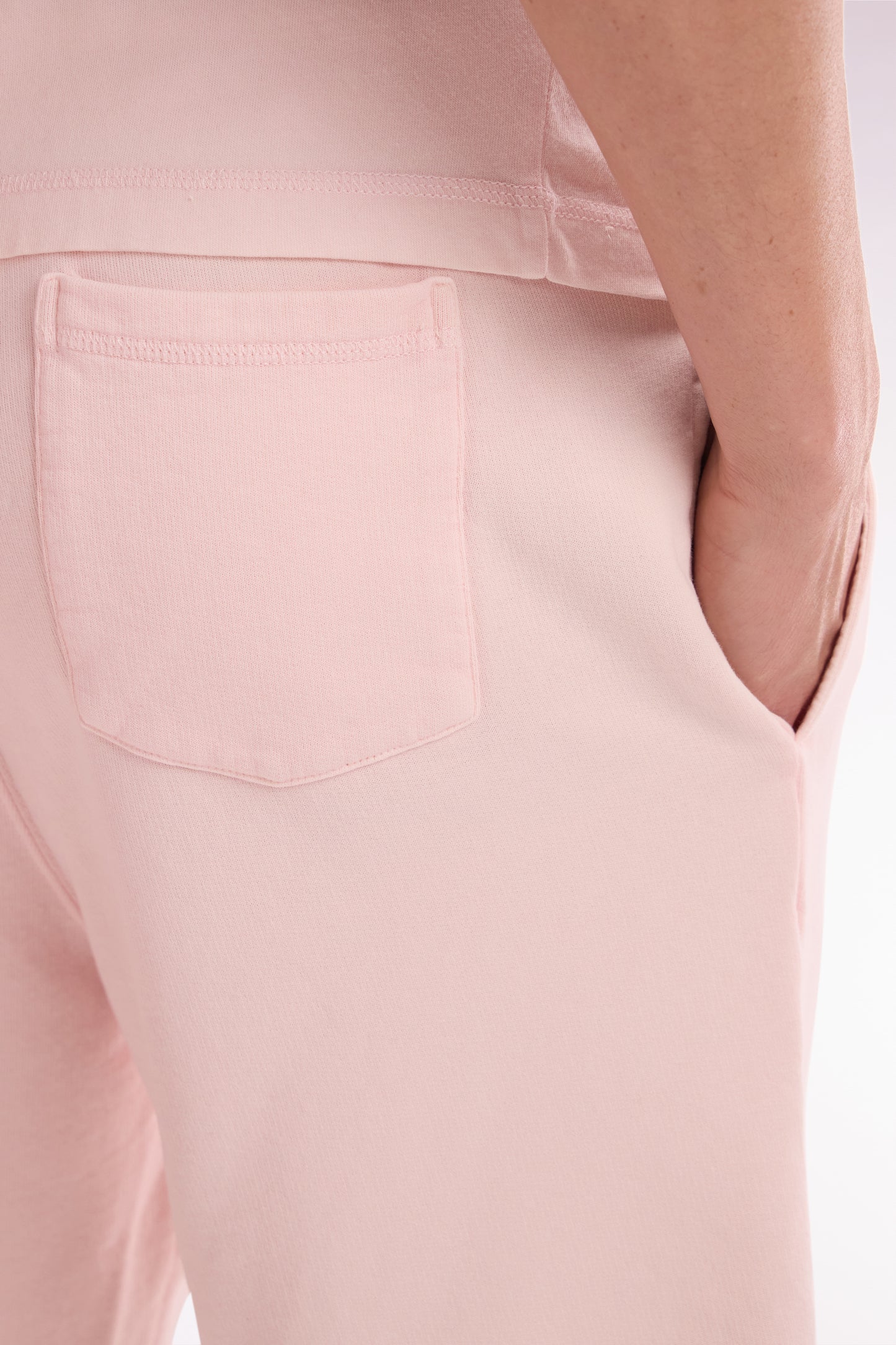 Relaxed-fit light pink cotton fleece shorts