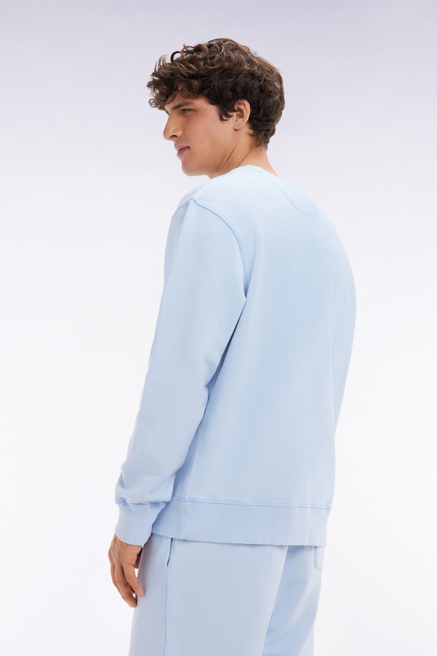 Relaxed-fit overdyed crewneck sweatshirt in sky blue cotton fleece