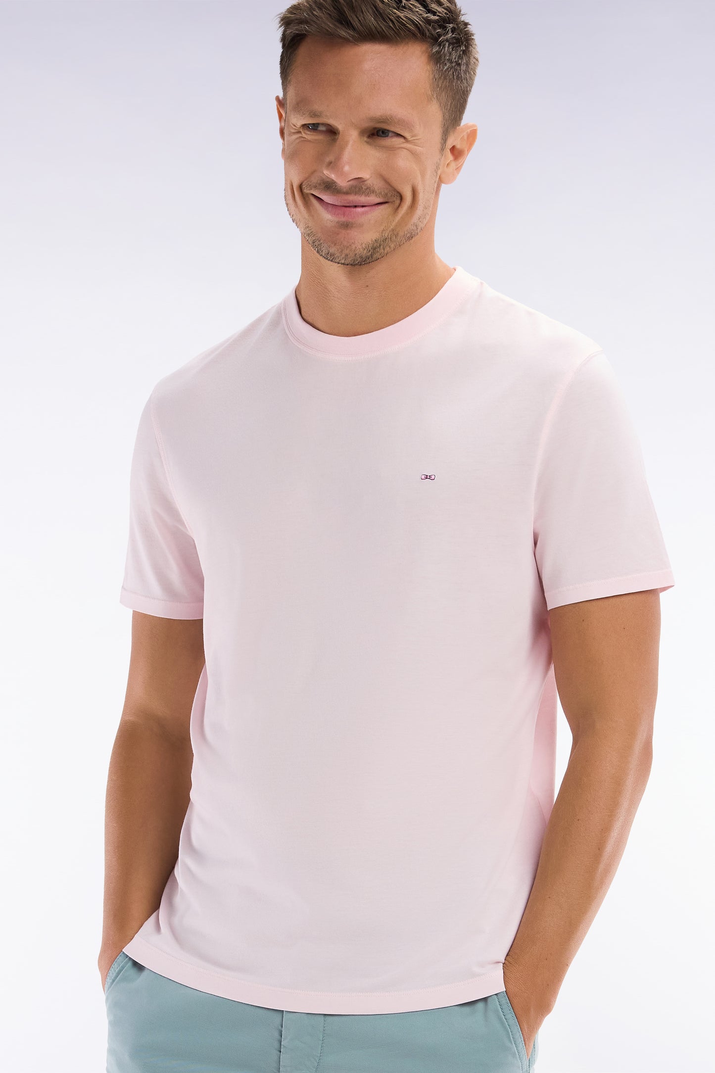 Straight-fit light pink short-sleeved T-shirt