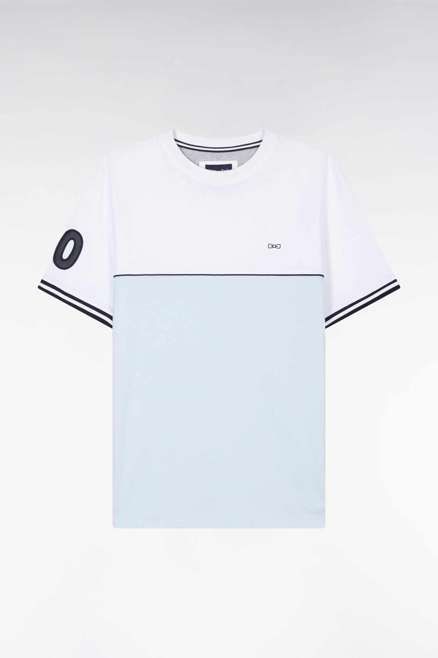 Two-tone T-shirt in casual-cut sky cotton