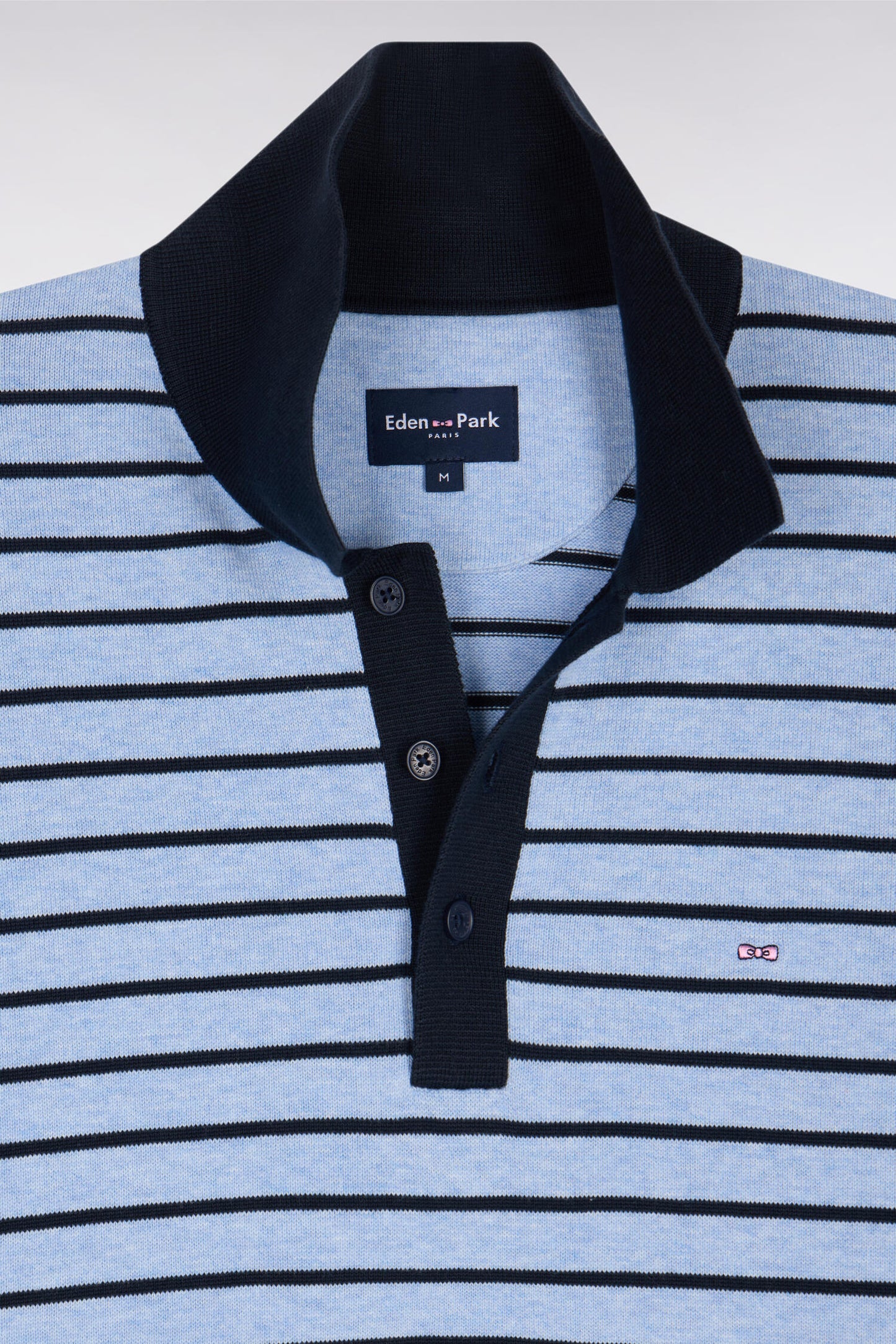Pull manches courtes à col polo en coton ciel rayé