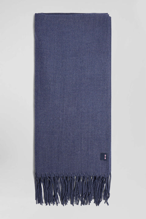 Blue fringed plain scarf - Image 3