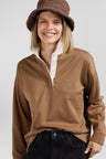 Relaxed fit long-sleeved jersey in hazelnut cotton
