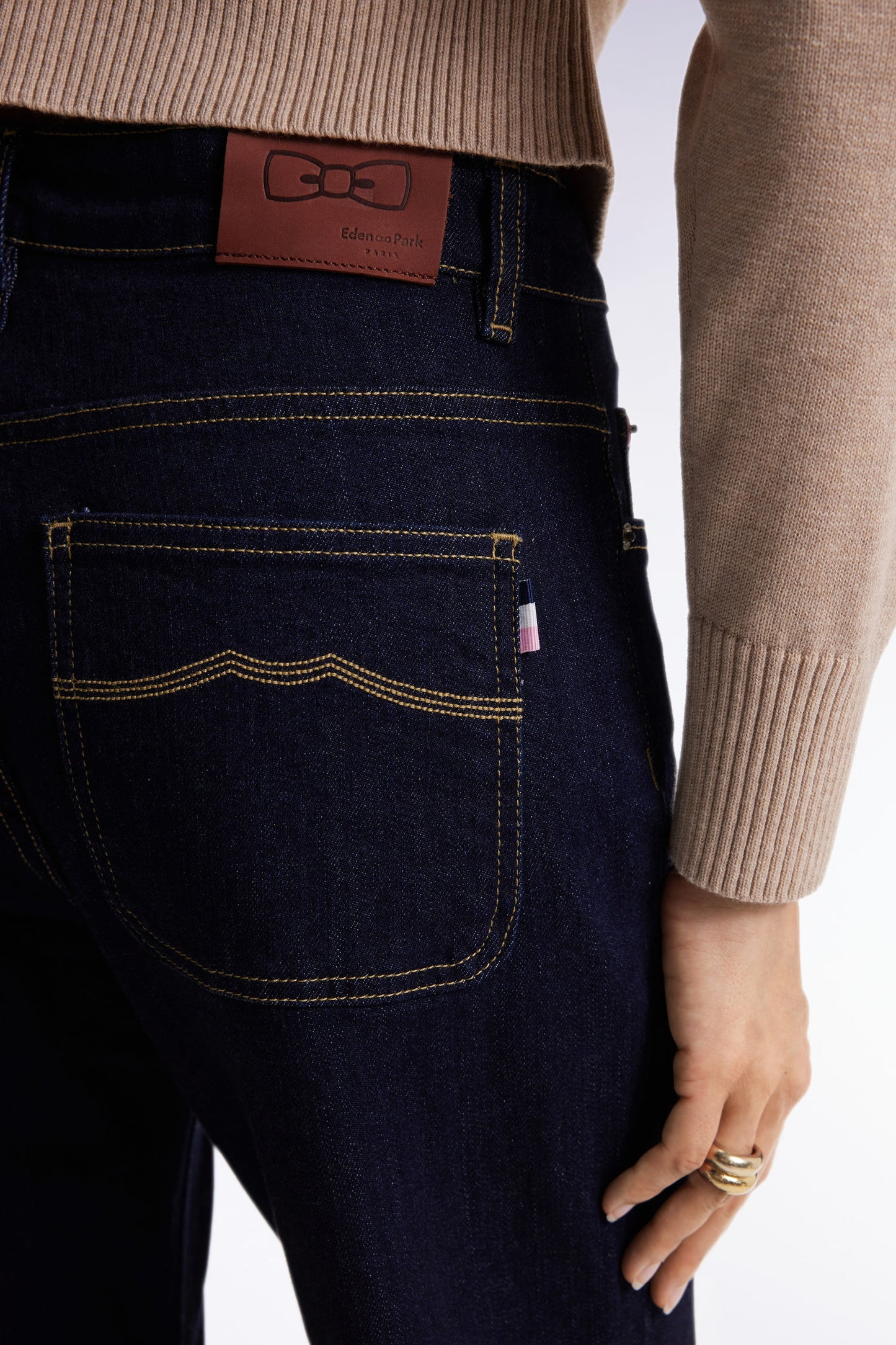 5-pocket jeans in raw stretch denim, regular fit