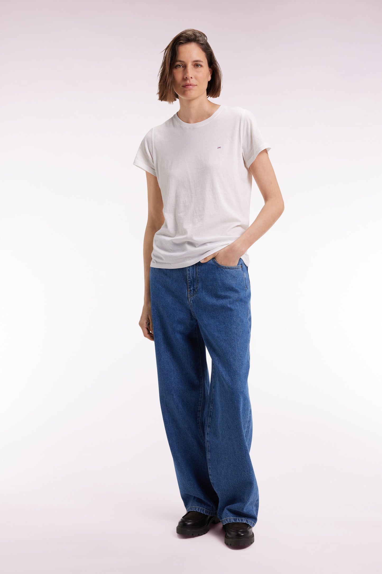 Relaxed cut wide-leg raw denim jeans