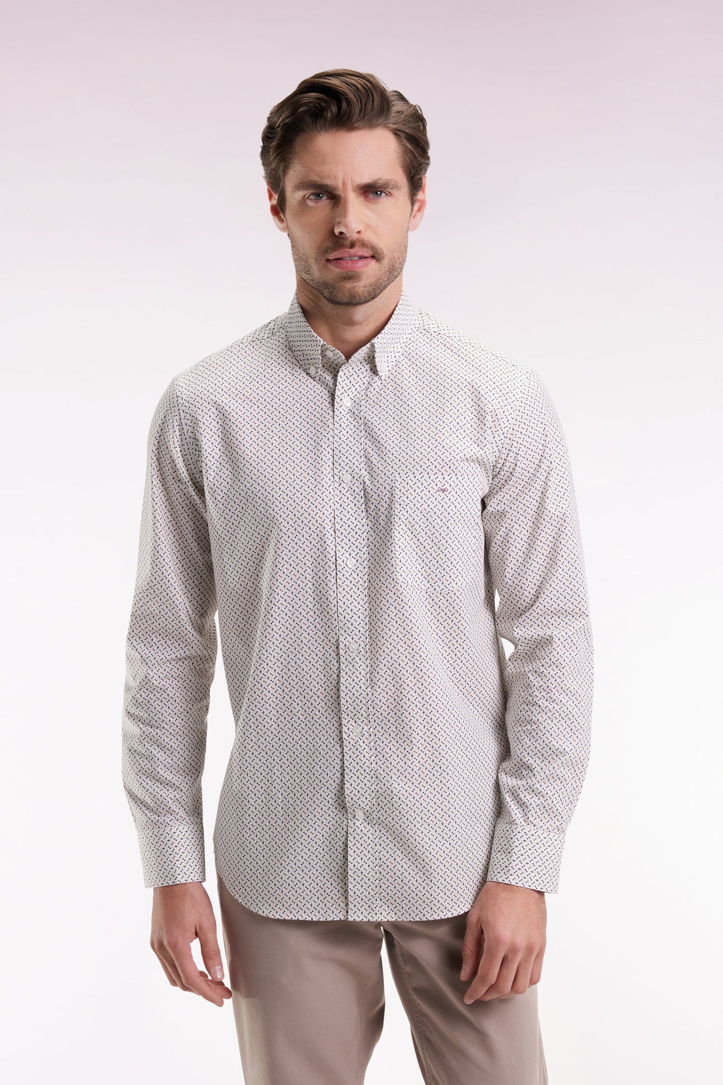White cotton shirt with micropatterned bow tie, straight cut