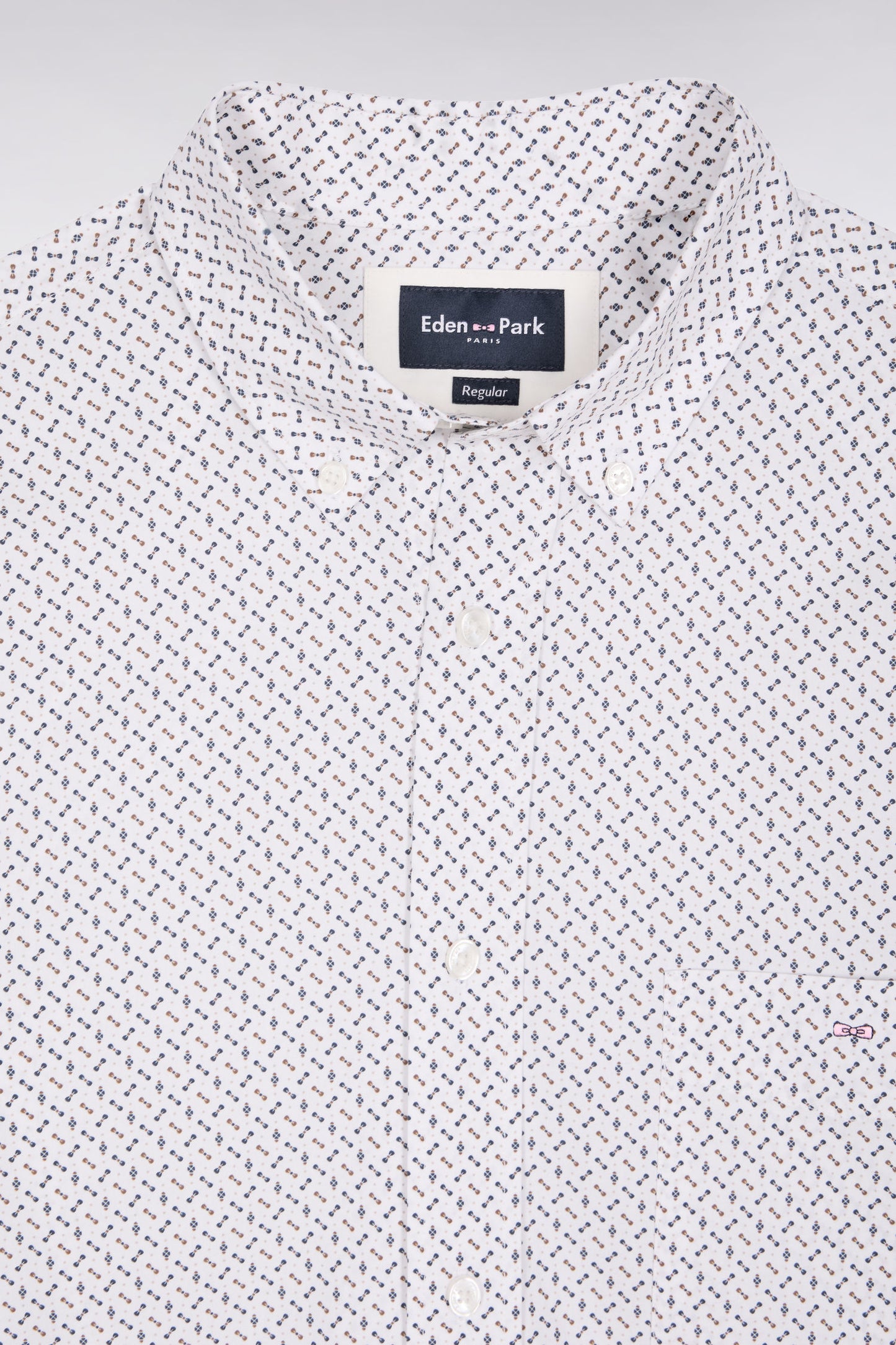 White cotton shirt with micropatterned bow tie, straight cut