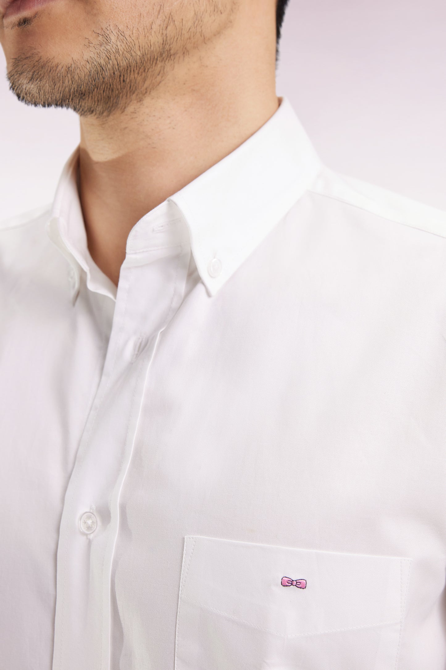 Straight-cut white cotton shirt