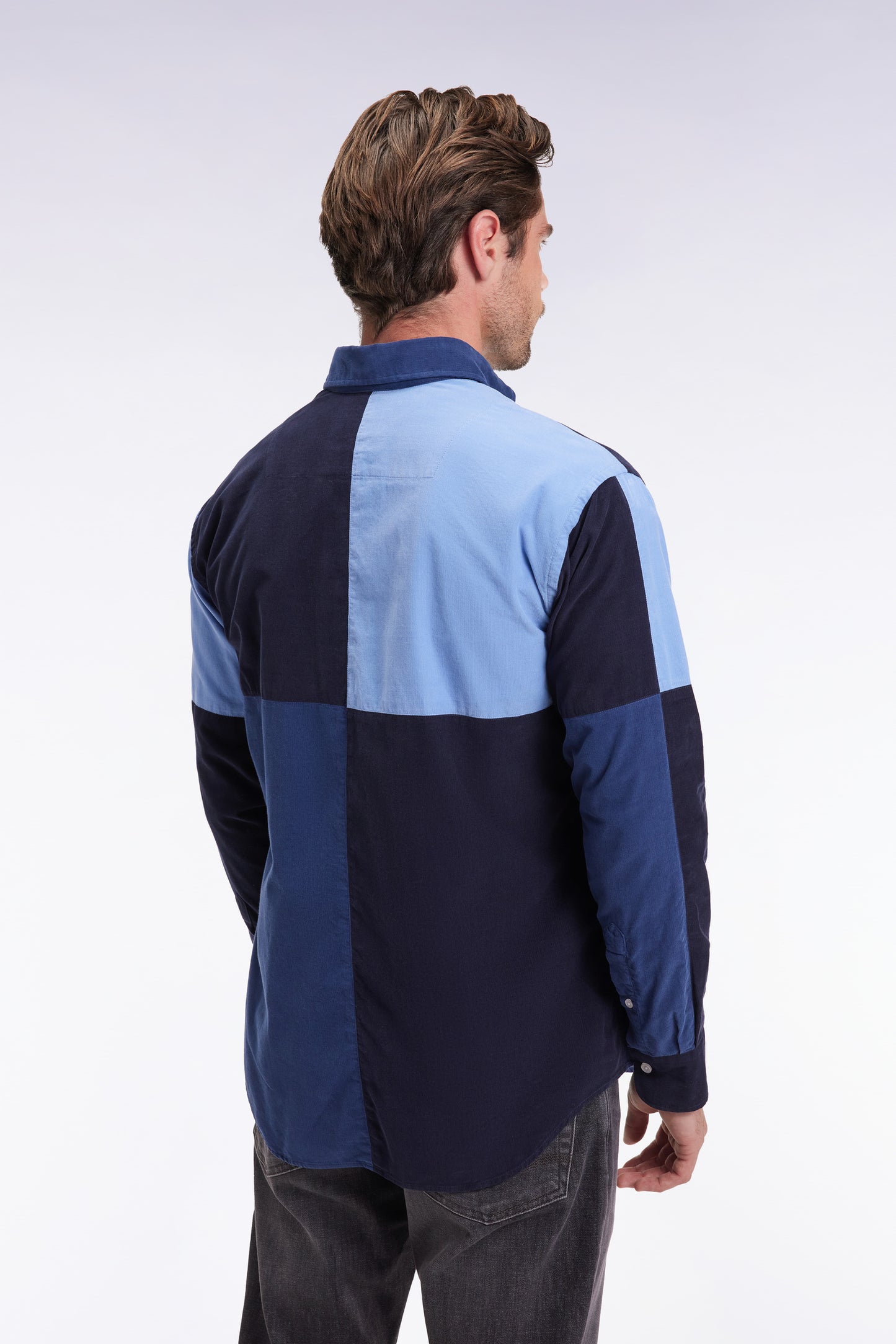 Blue four-diamond straight-cut velvet shirt
