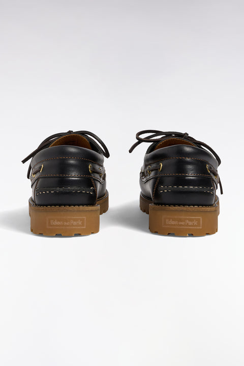 Boat shoes in smooth black leather with beige soles - Image 3