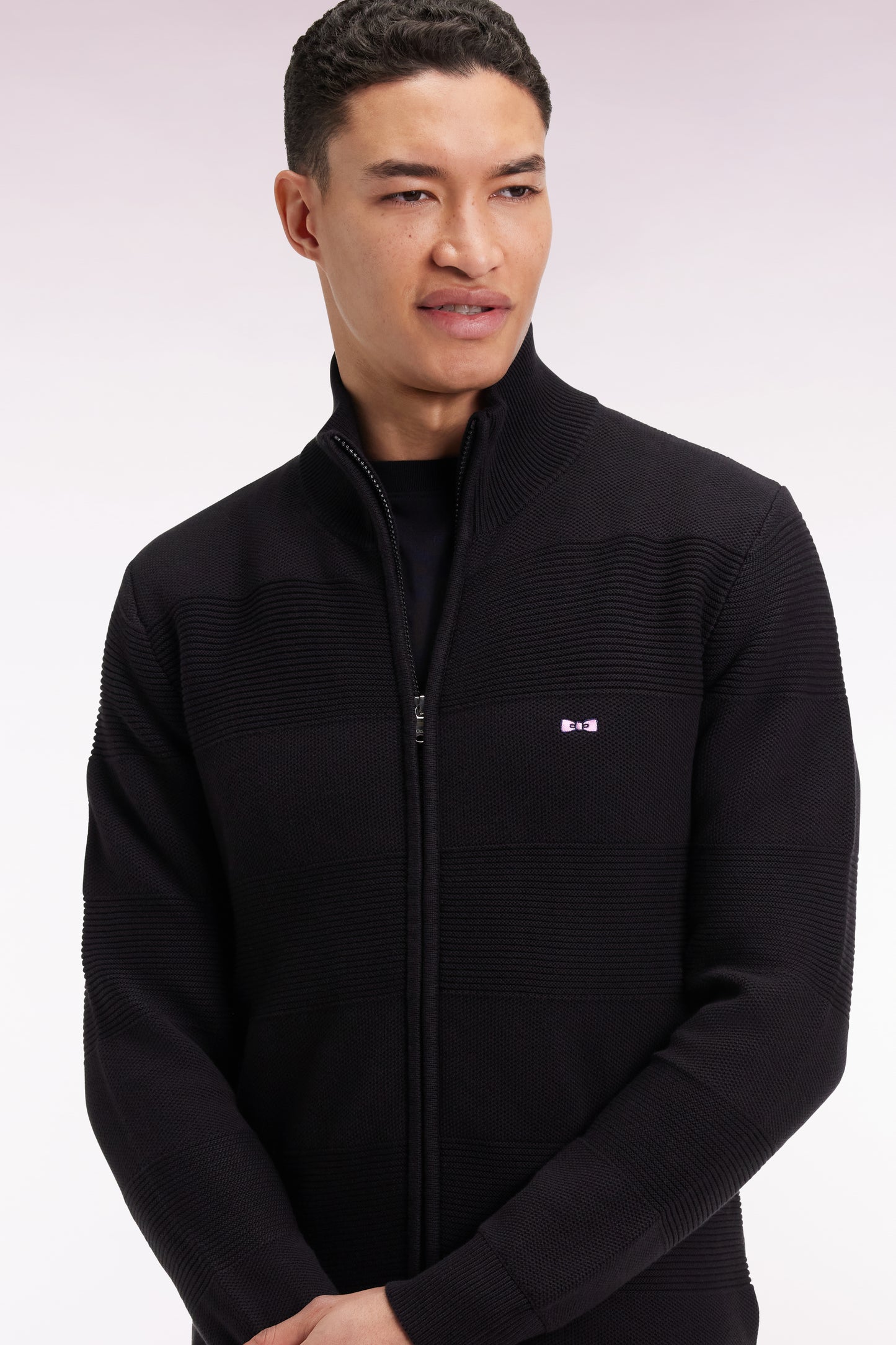 Cardigan zippé en coton nid d'abeille noir coupe droite