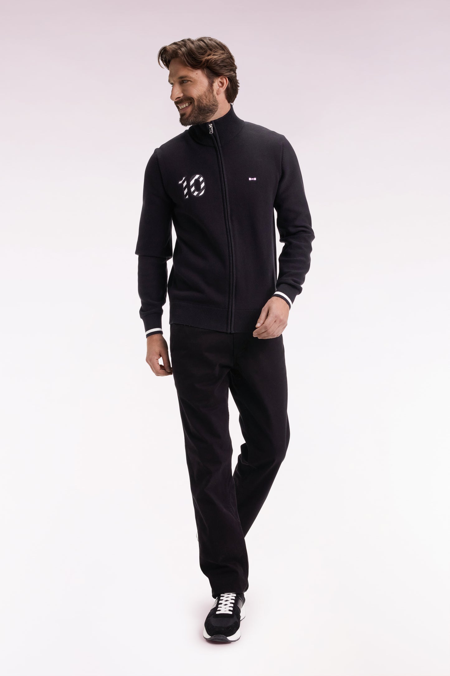 Cardigan zippé en coton marine broderie 10 noir coupe droite