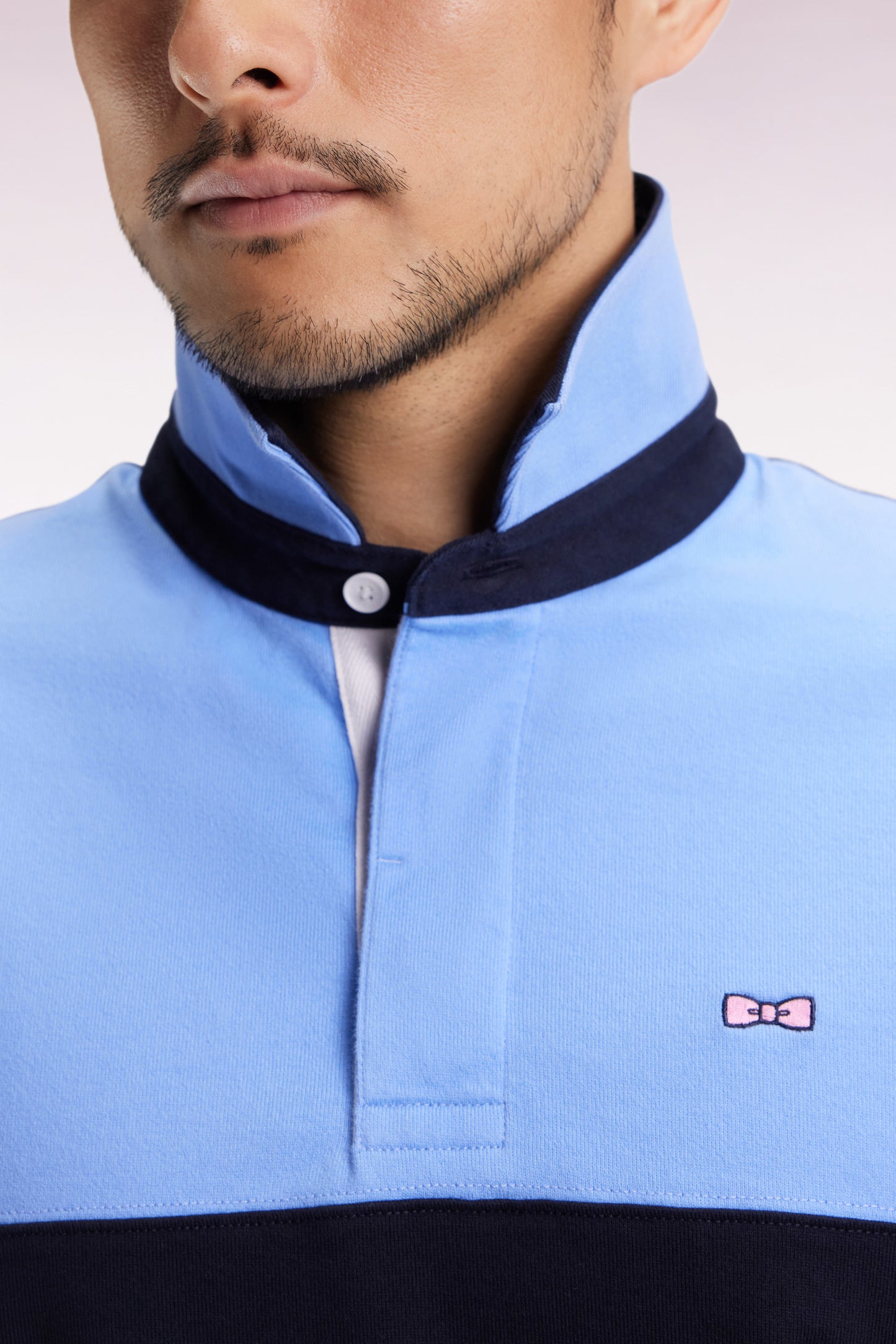 Long-sleeved jersey in two-tone navy and sky jersey, straight cut