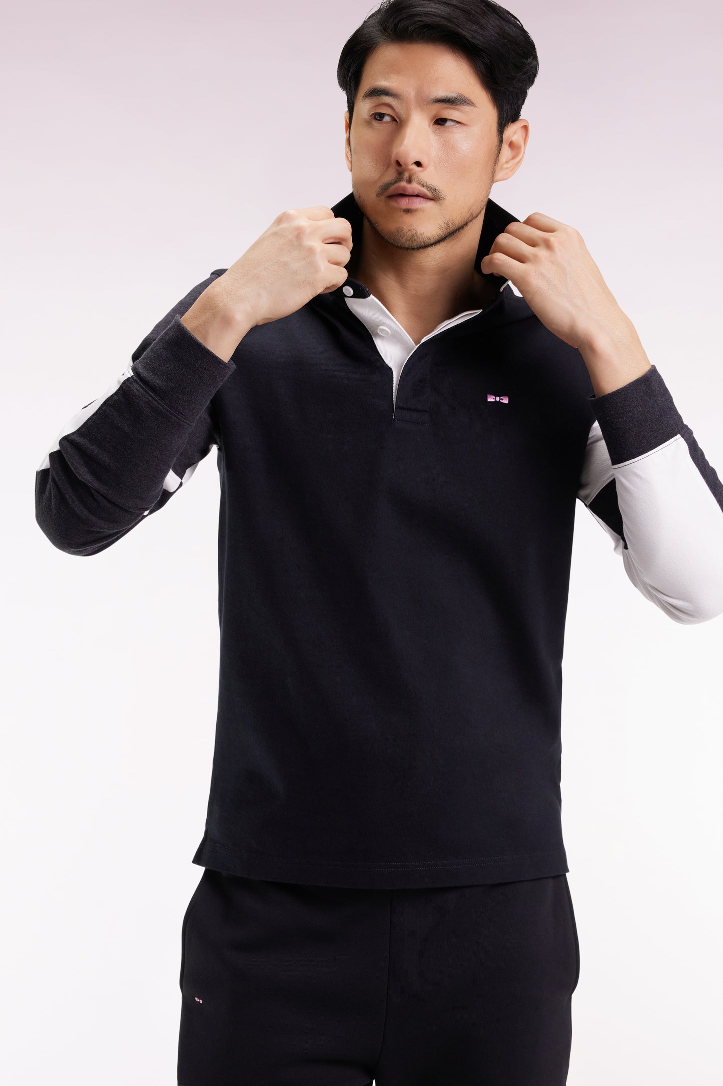 Long-sleeved jersey in black colorblock straight cut