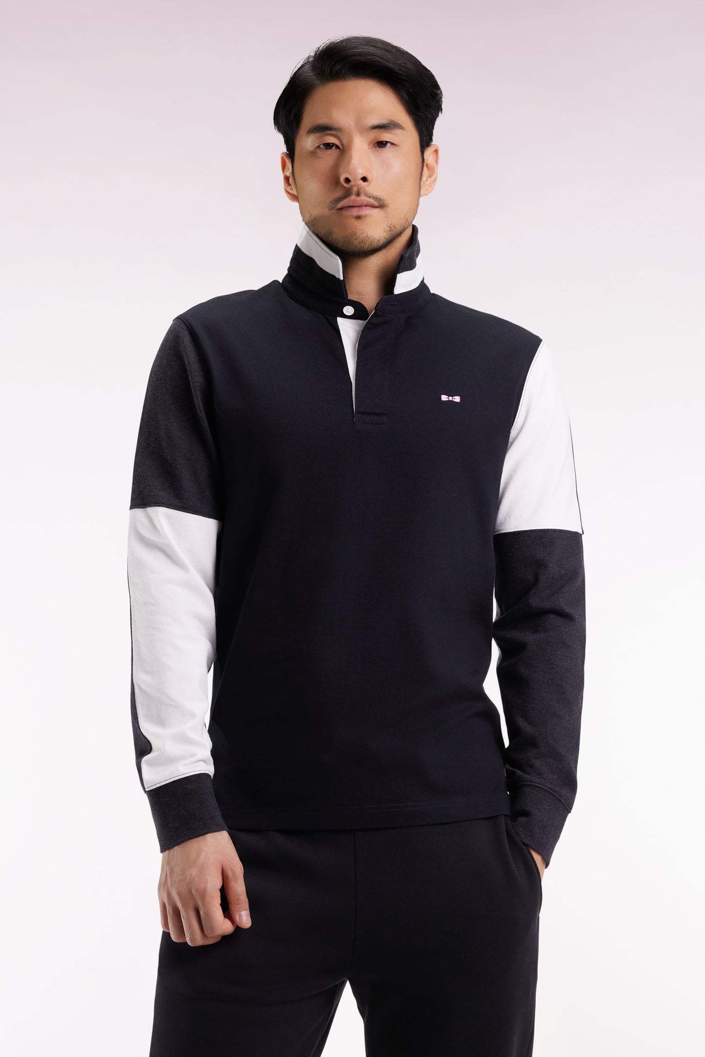 Long-sleeved jersey in black colorblock straight cut