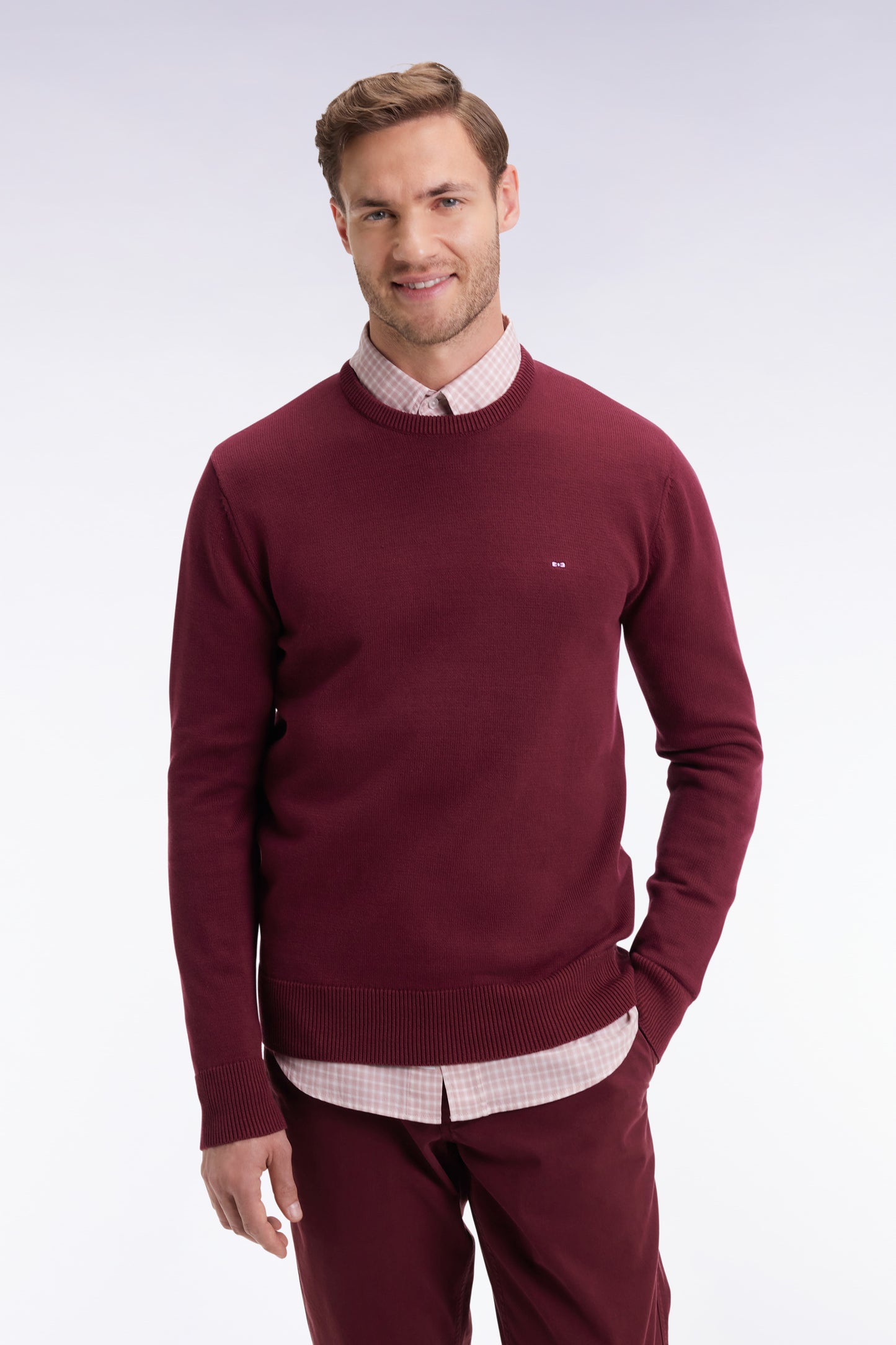 Round-neck sweater in thick burgundy cotton