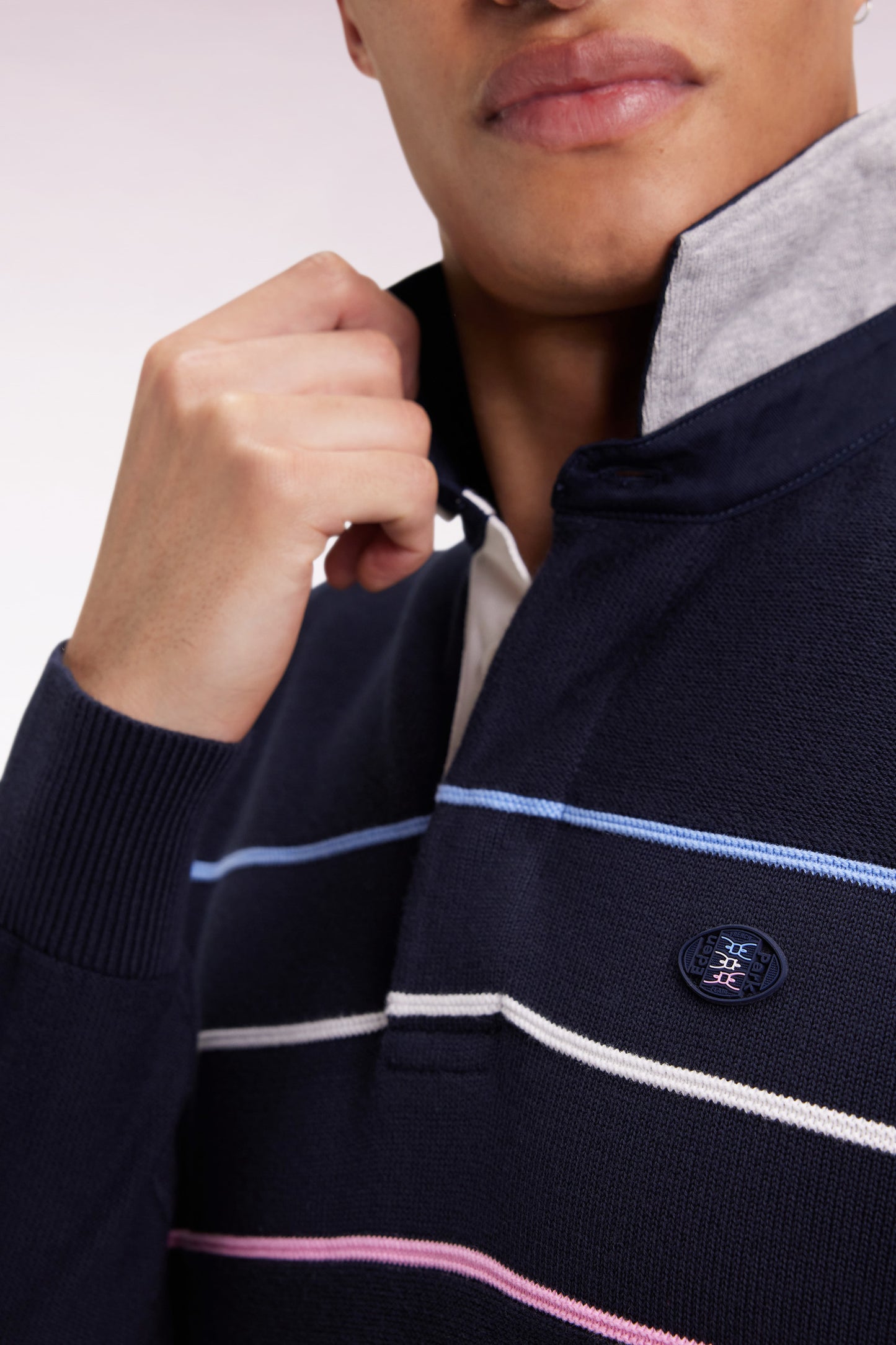 Navy cotton jersey-neck sweater with embroidered back