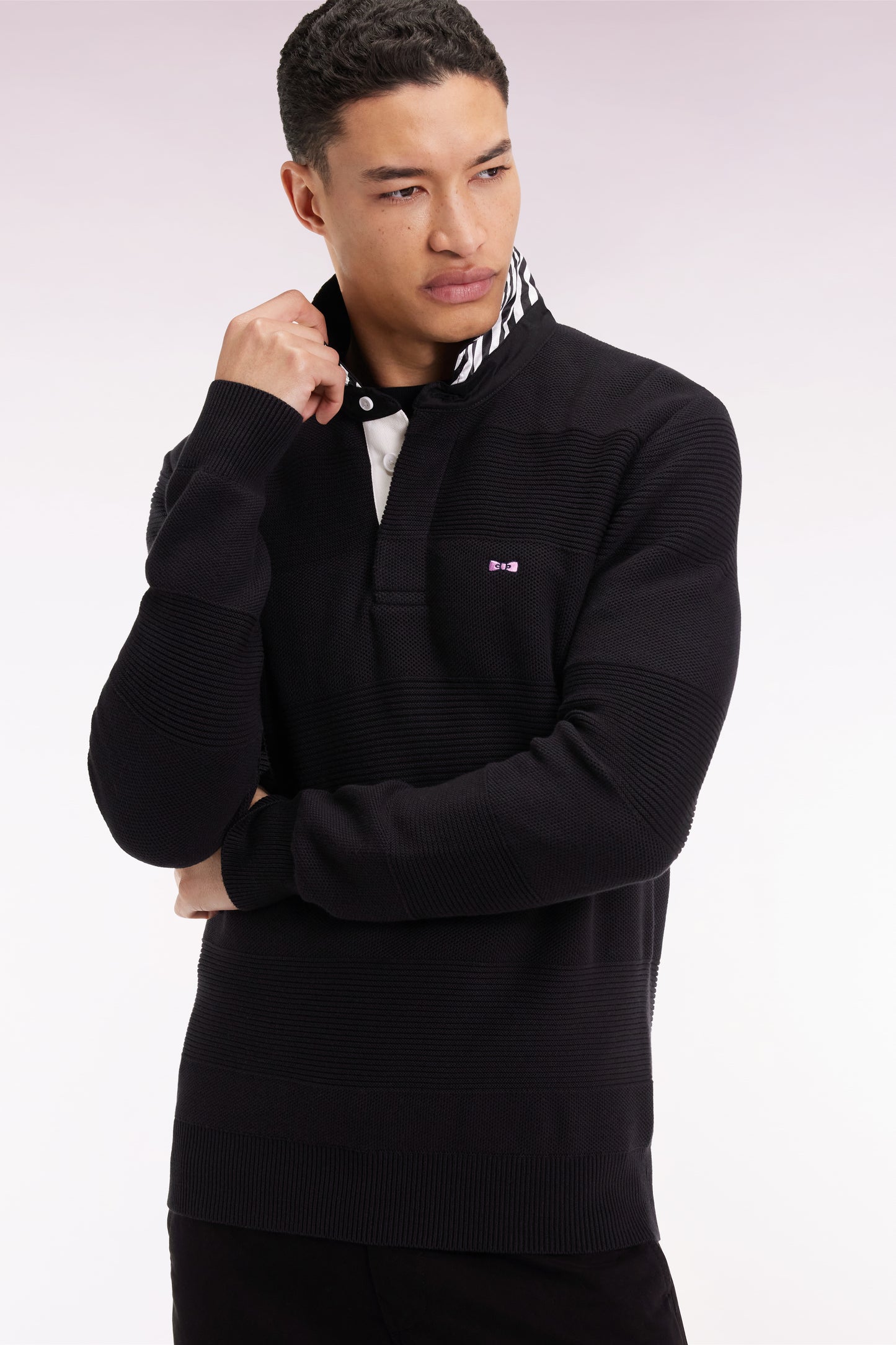 Navy cotton jersey-neck sweater with stripe effect