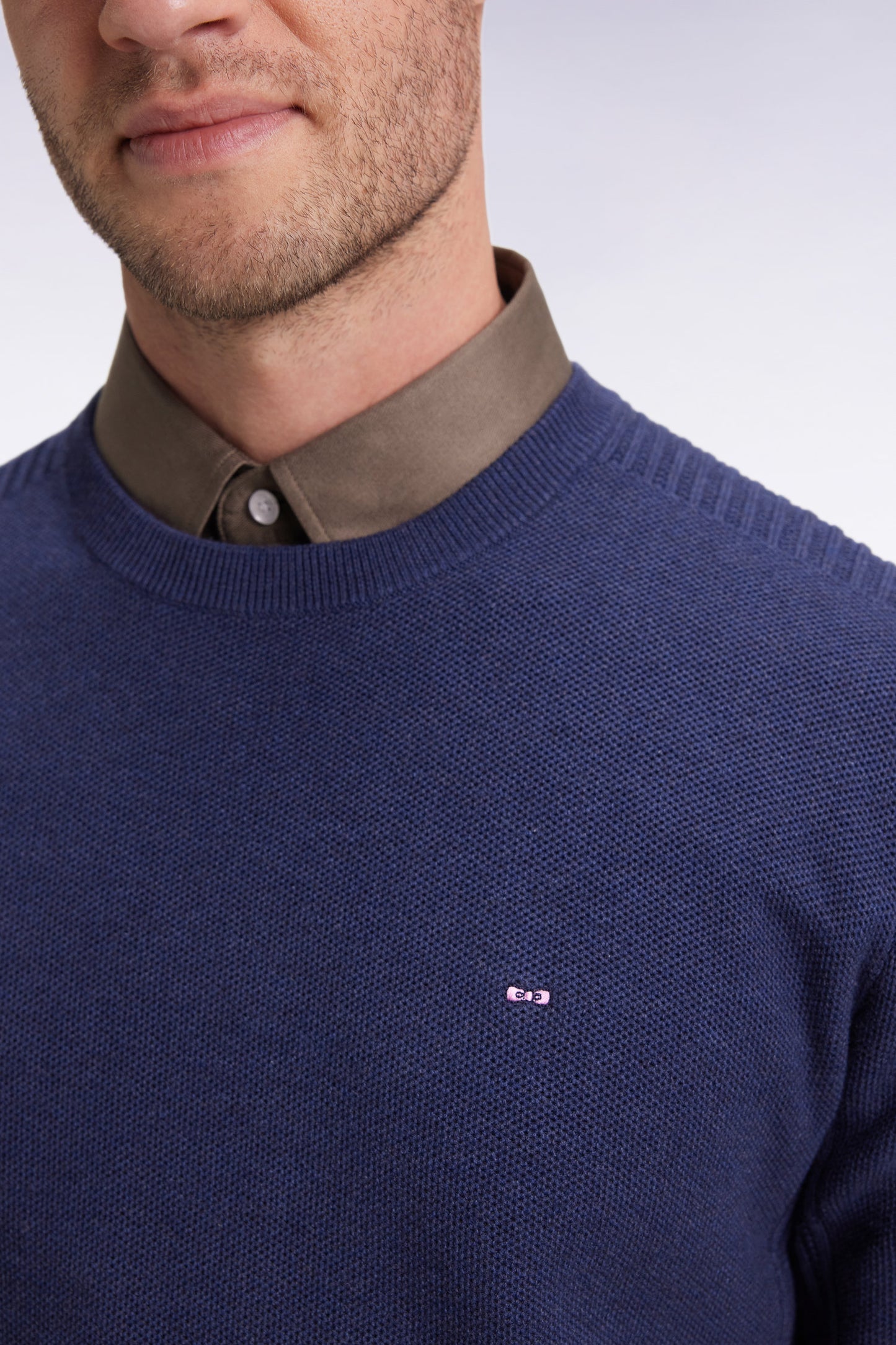 Round-neck sweater in navy cotton honeycomb