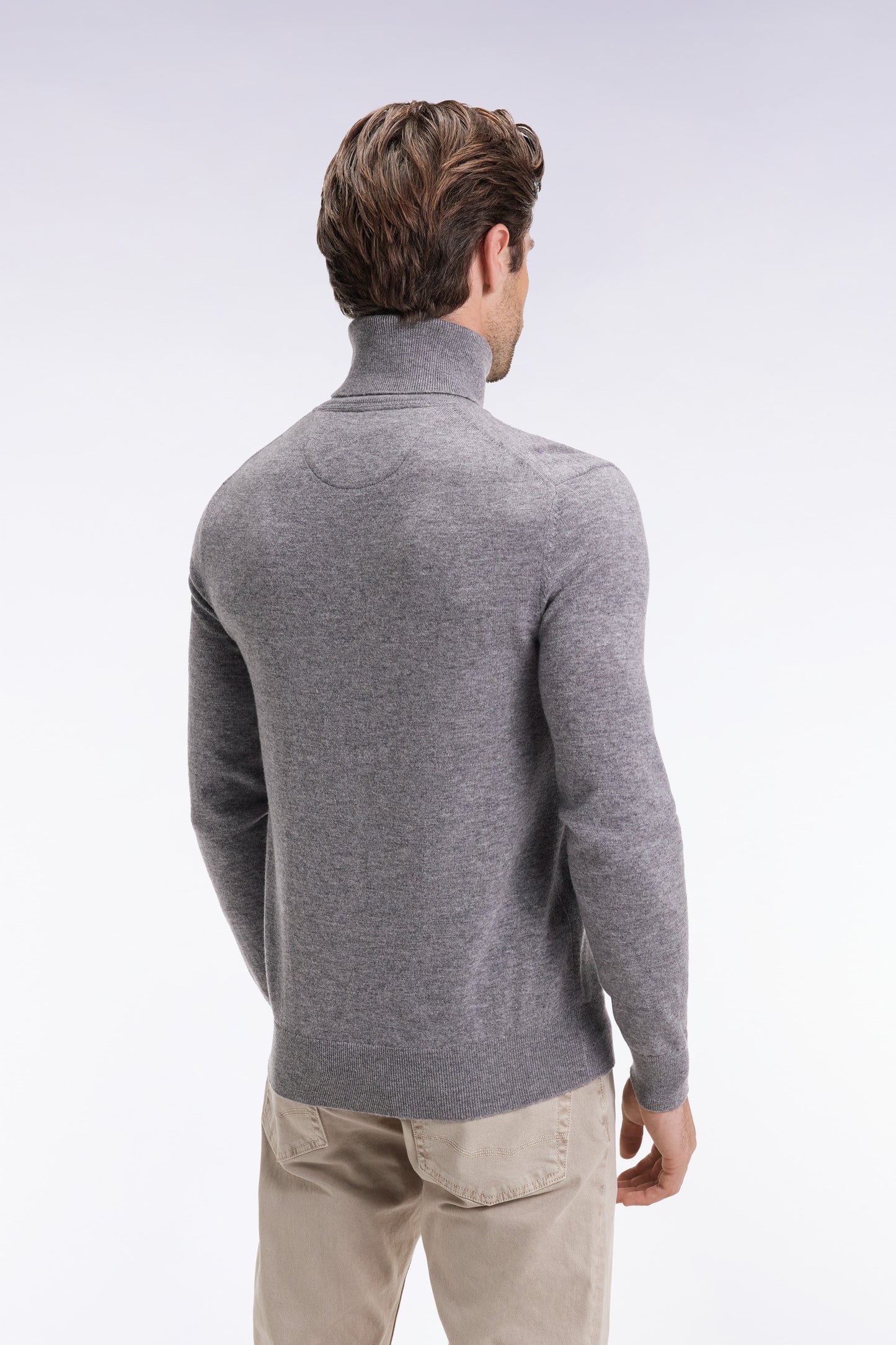 Grey virgin wool and cashmere turtleneck sweater