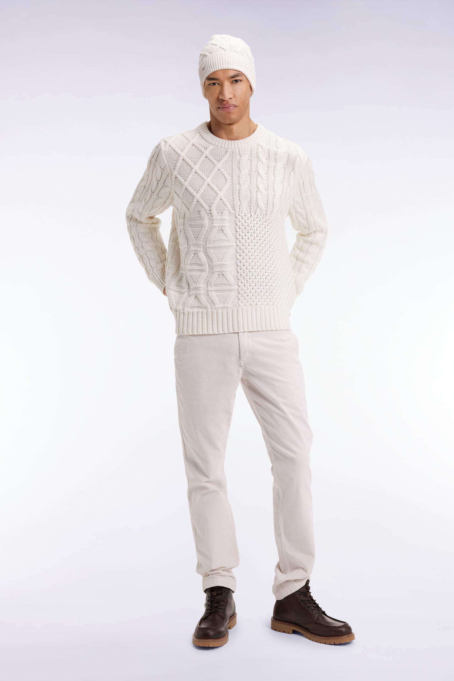 Round-neck wool and cotton cable sweater, white