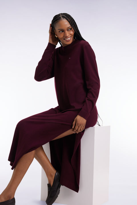 Round-neck dress in burgundy merino wool - Image 1