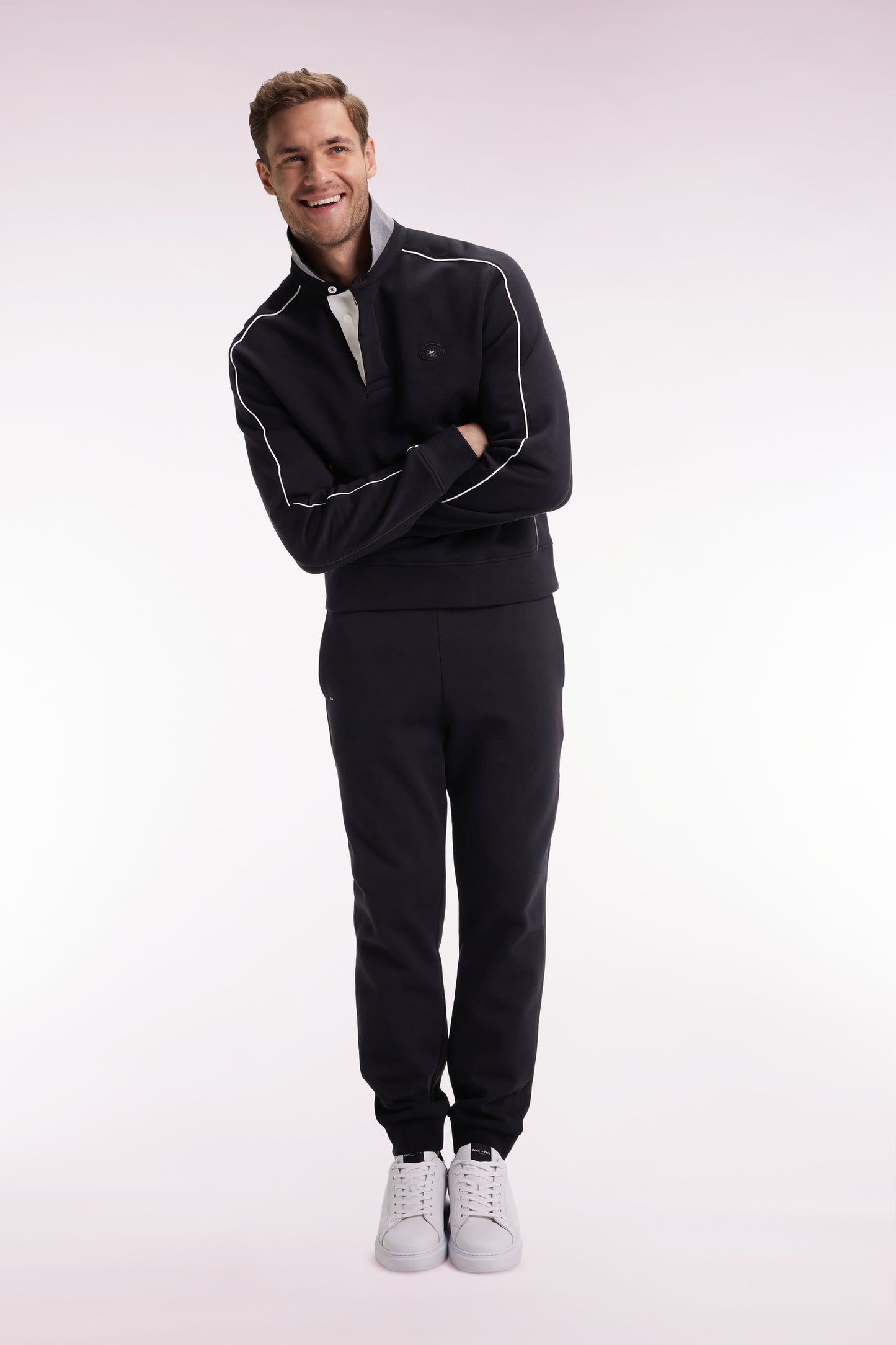 Sweatshirt with jersey collar in black brushed fleece