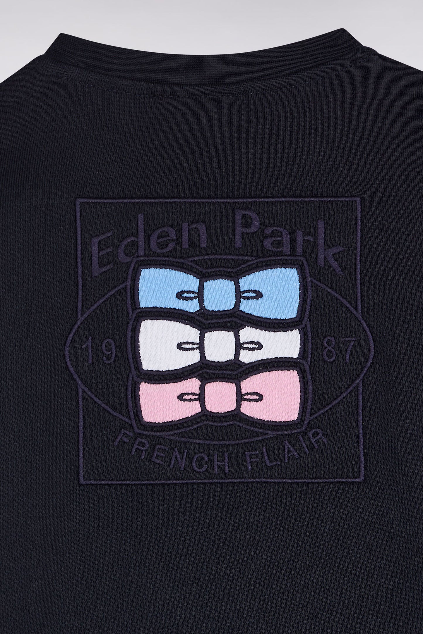 Navy cotton two-tone long-sleeved T-shirt, straight cut