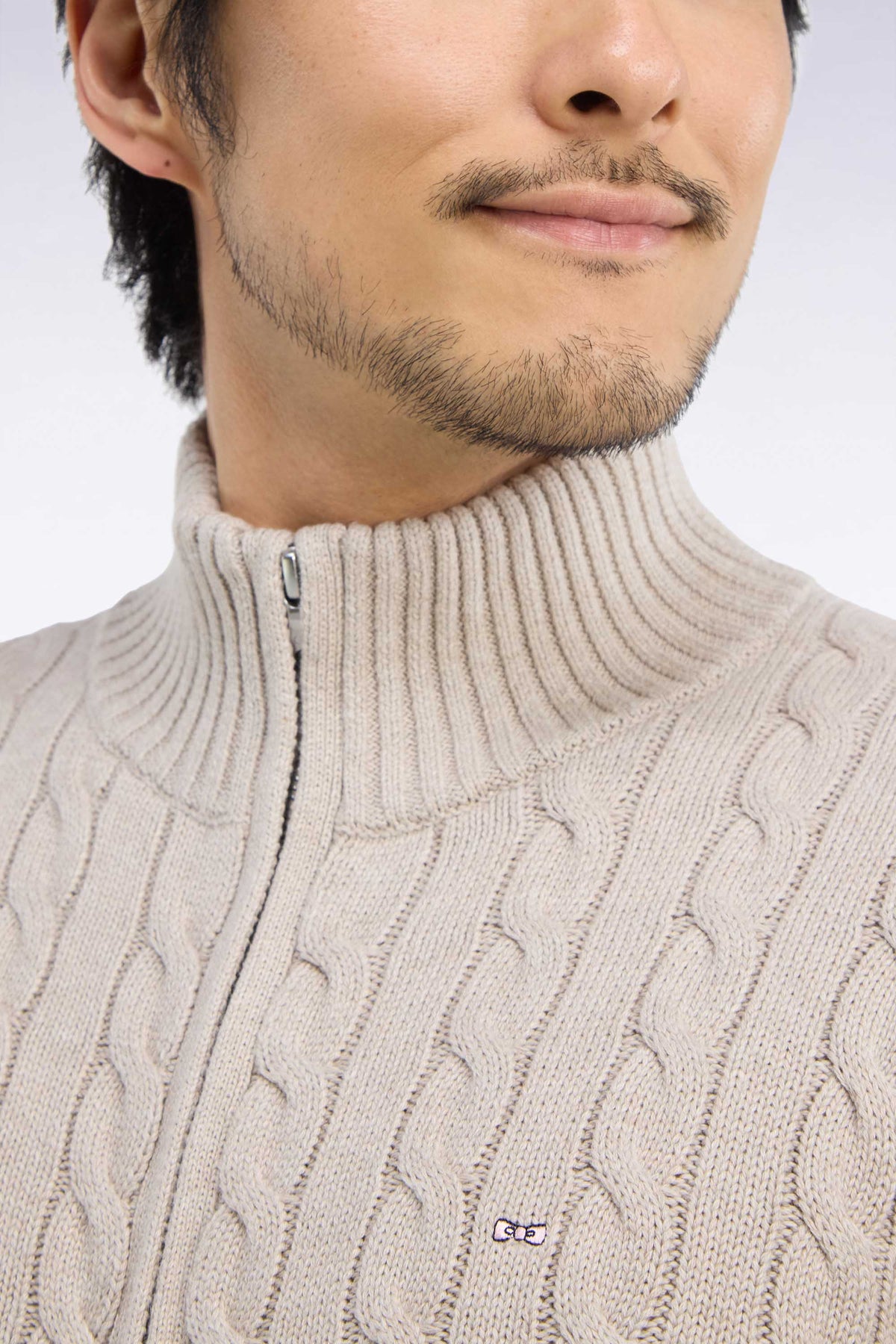 Straight cut beige cotton zipped cable cardigan