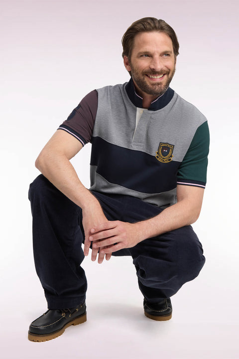 Polo manches courtes en coton gris à découpes et écusson coupe droite - Image 1