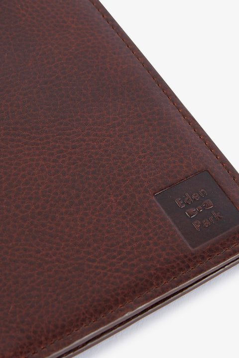 Dark brown leather travel wallet - Image 3