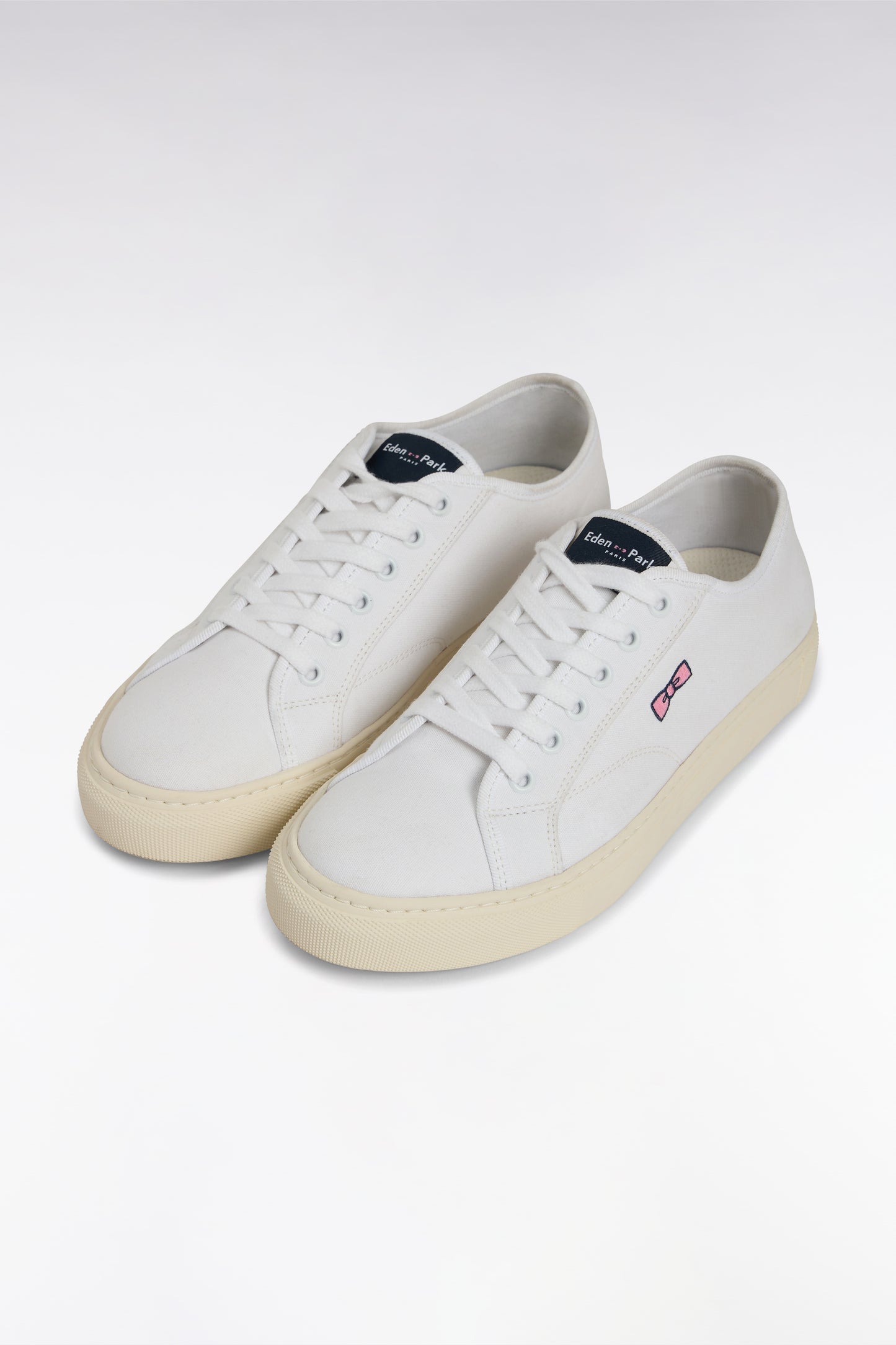White cotton low-top sneakers