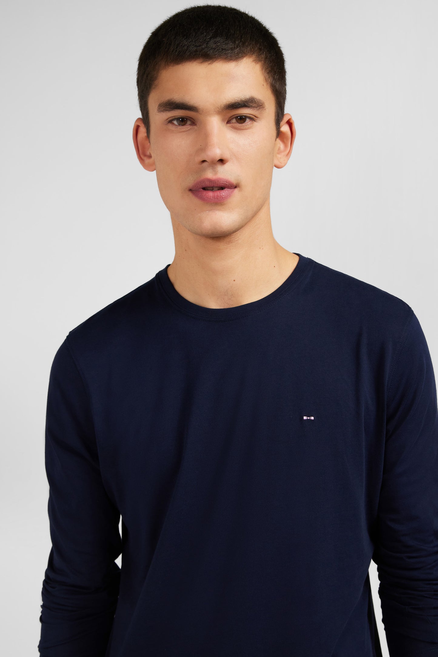 Long sleeved navy blue cotton t-shirt