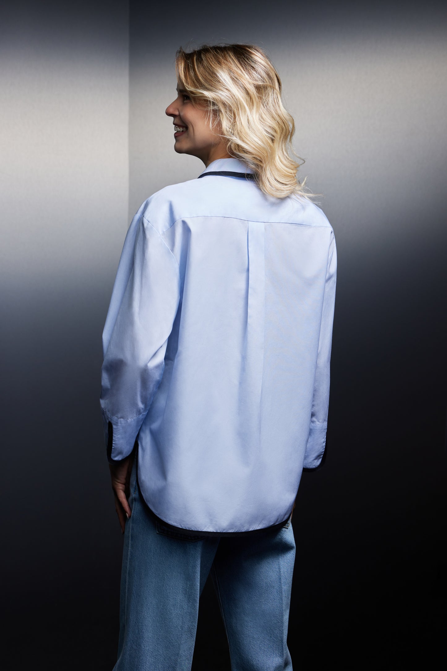Upcycled sky cotton shirt with navy braids Pap'Atelier