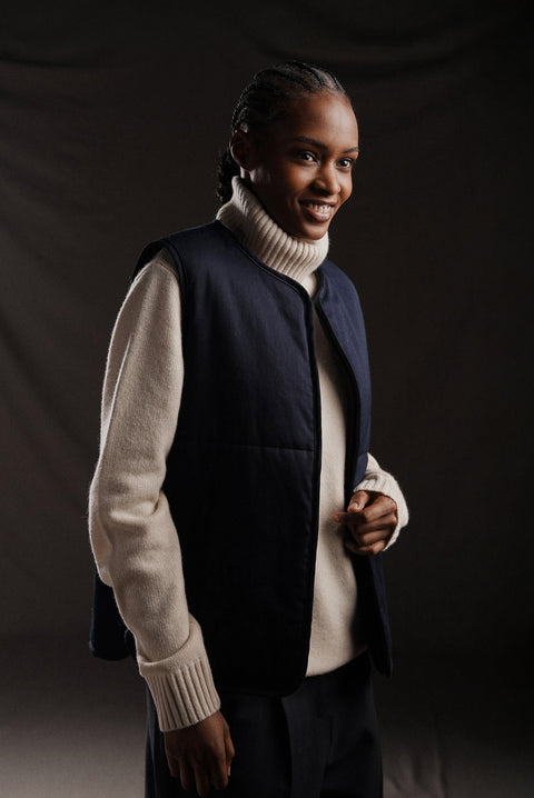 PAP'Atelier reversible cut and sew sleeveless cardigan - Image 2