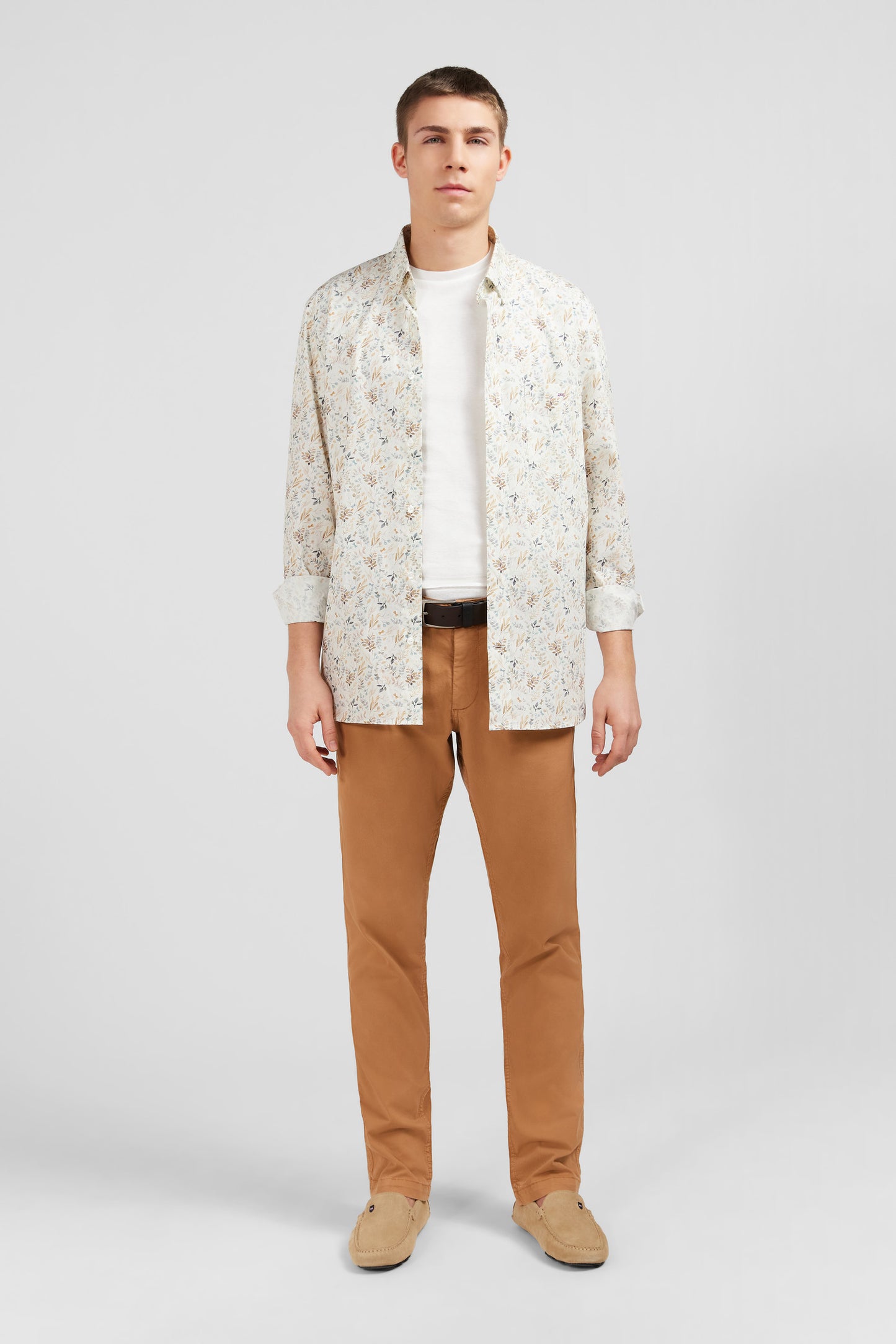 Ecru poplin shirt with foliage print