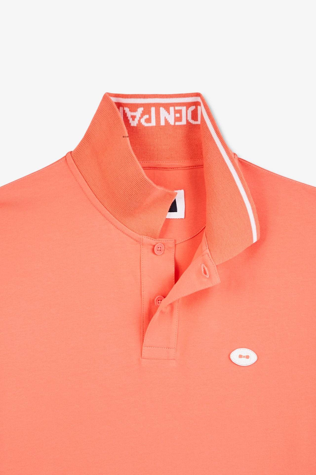 Pink short-sleeved polo shirt